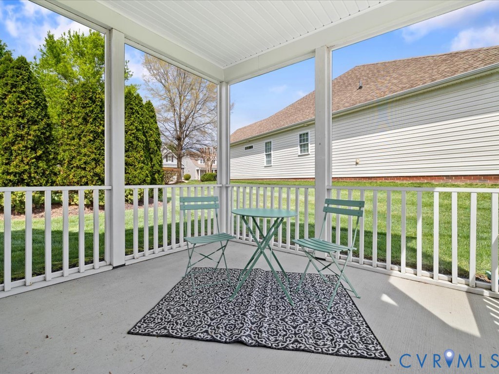 7438 Rose Stable Ct