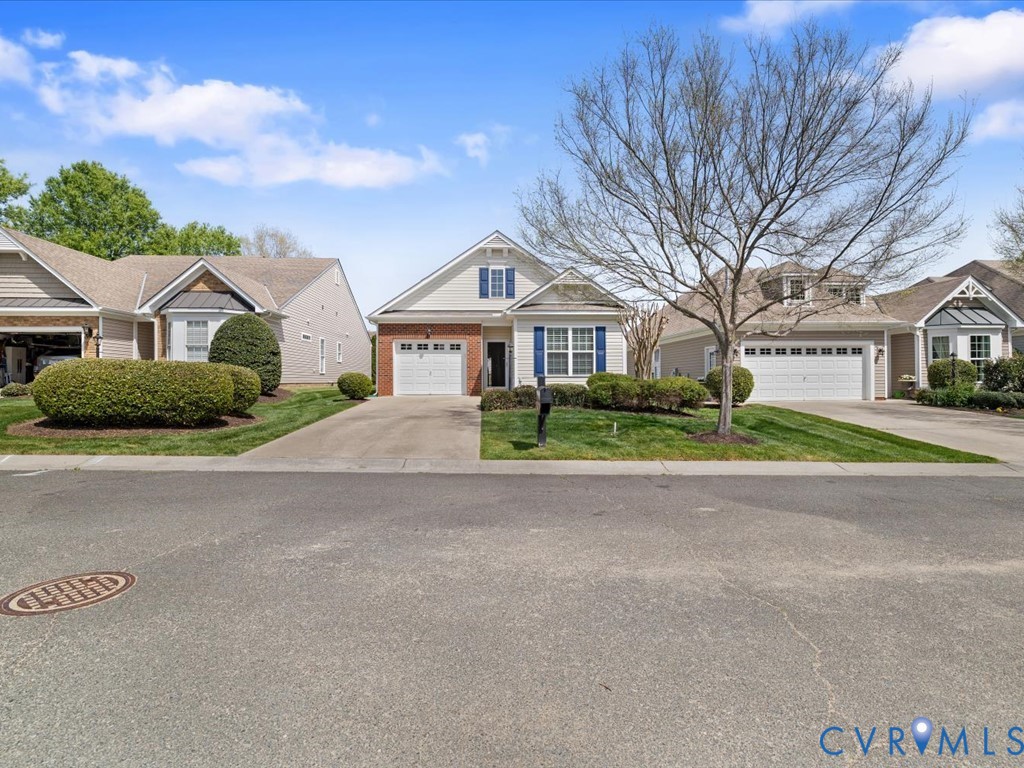 7438 Rose Stable Ct