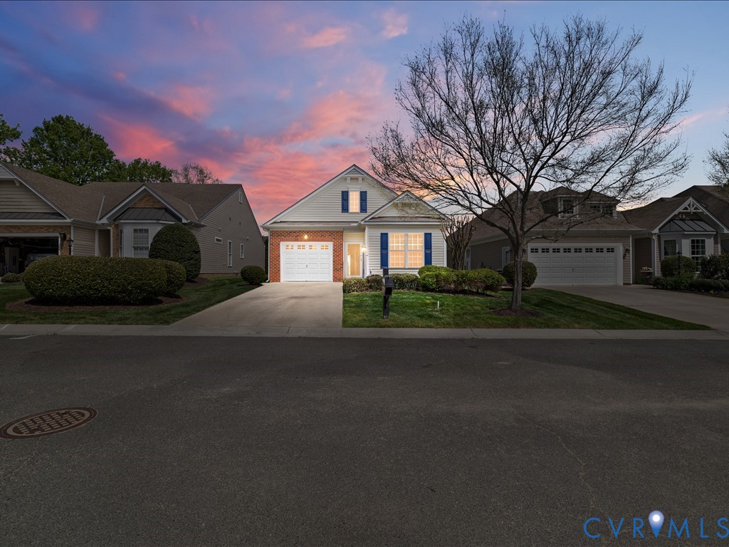 7438 Rose Stable Ct