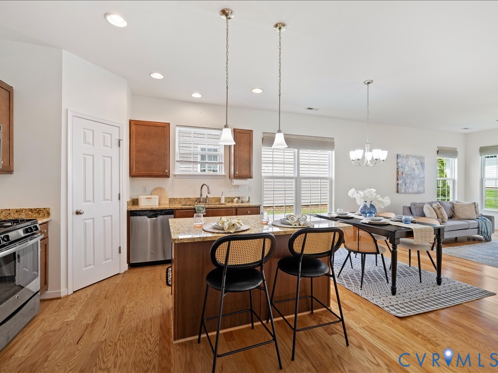 7438 Rose Stable Ct