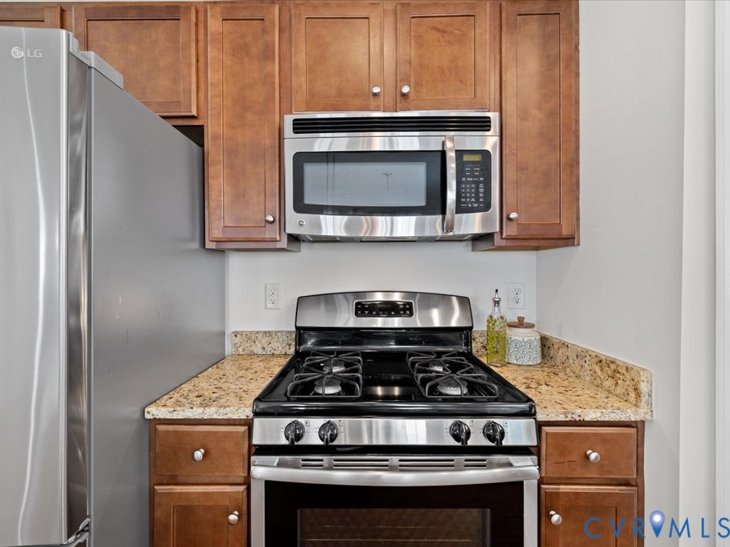 7438 Rose Stable Ct