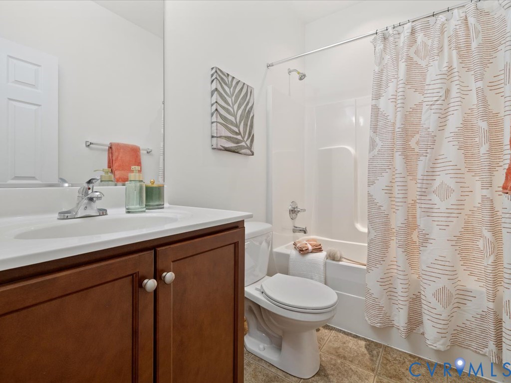 7438 Rose Stable Ct