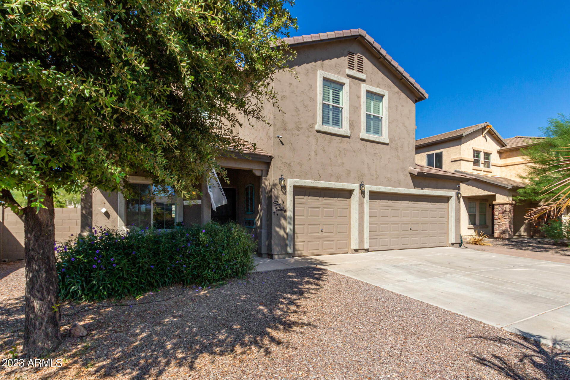 660 E KAPASI Lane