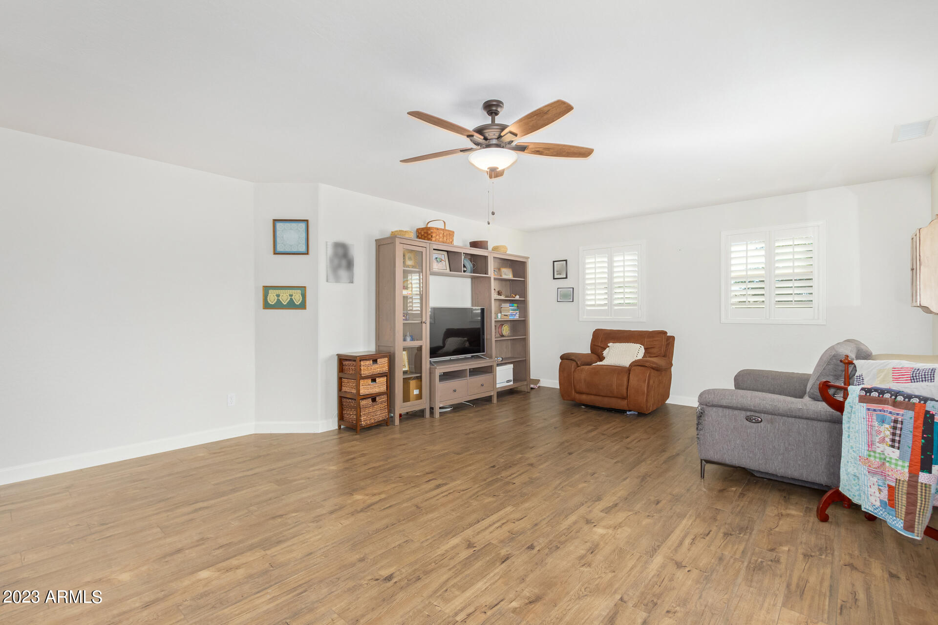660 E KAPASI Lane