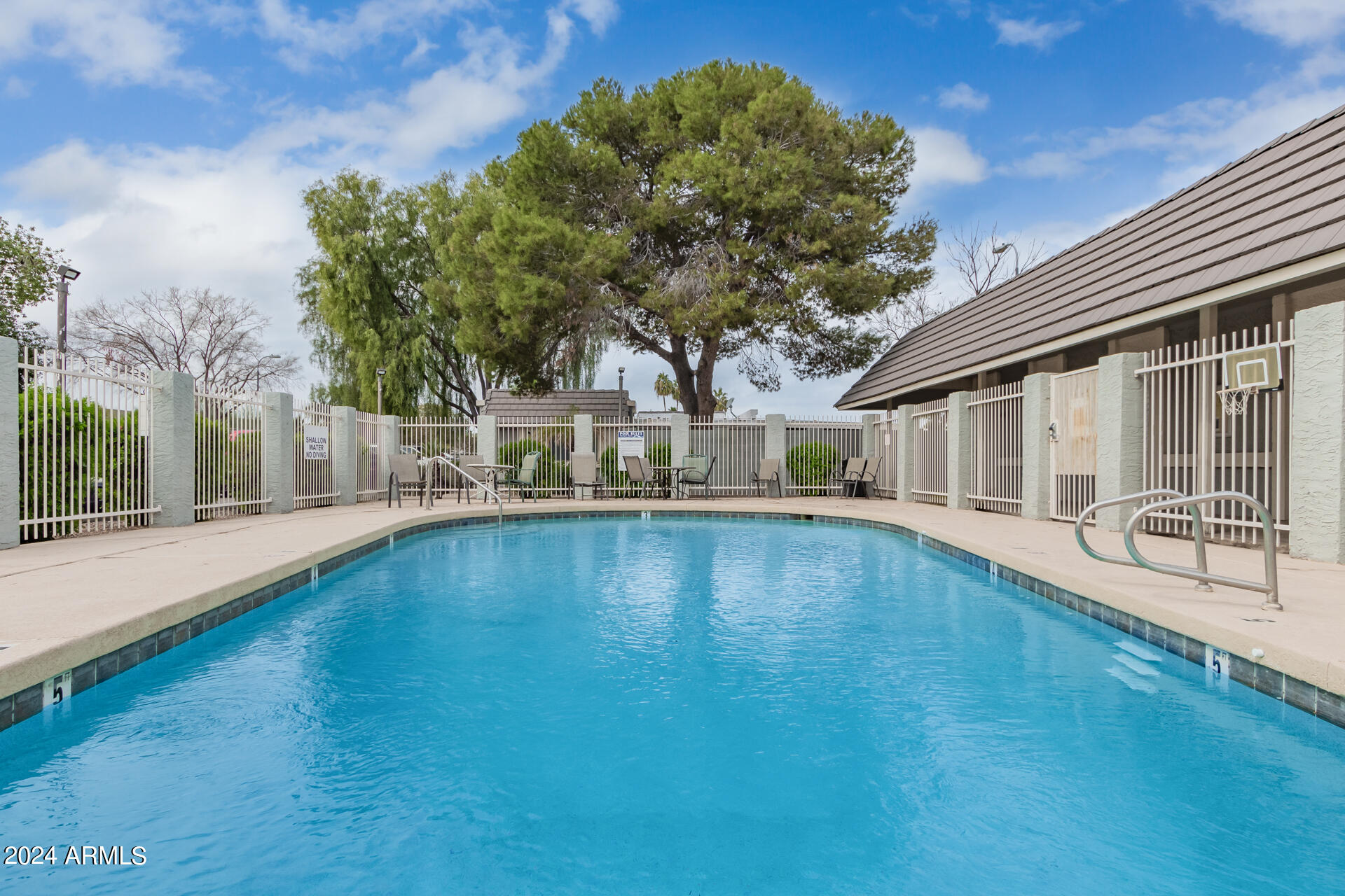 1050 S STAPLEY Drive, 59