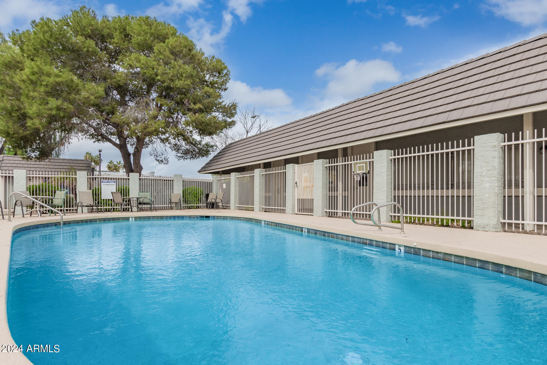 1050 S STAPLEY Drive, 59