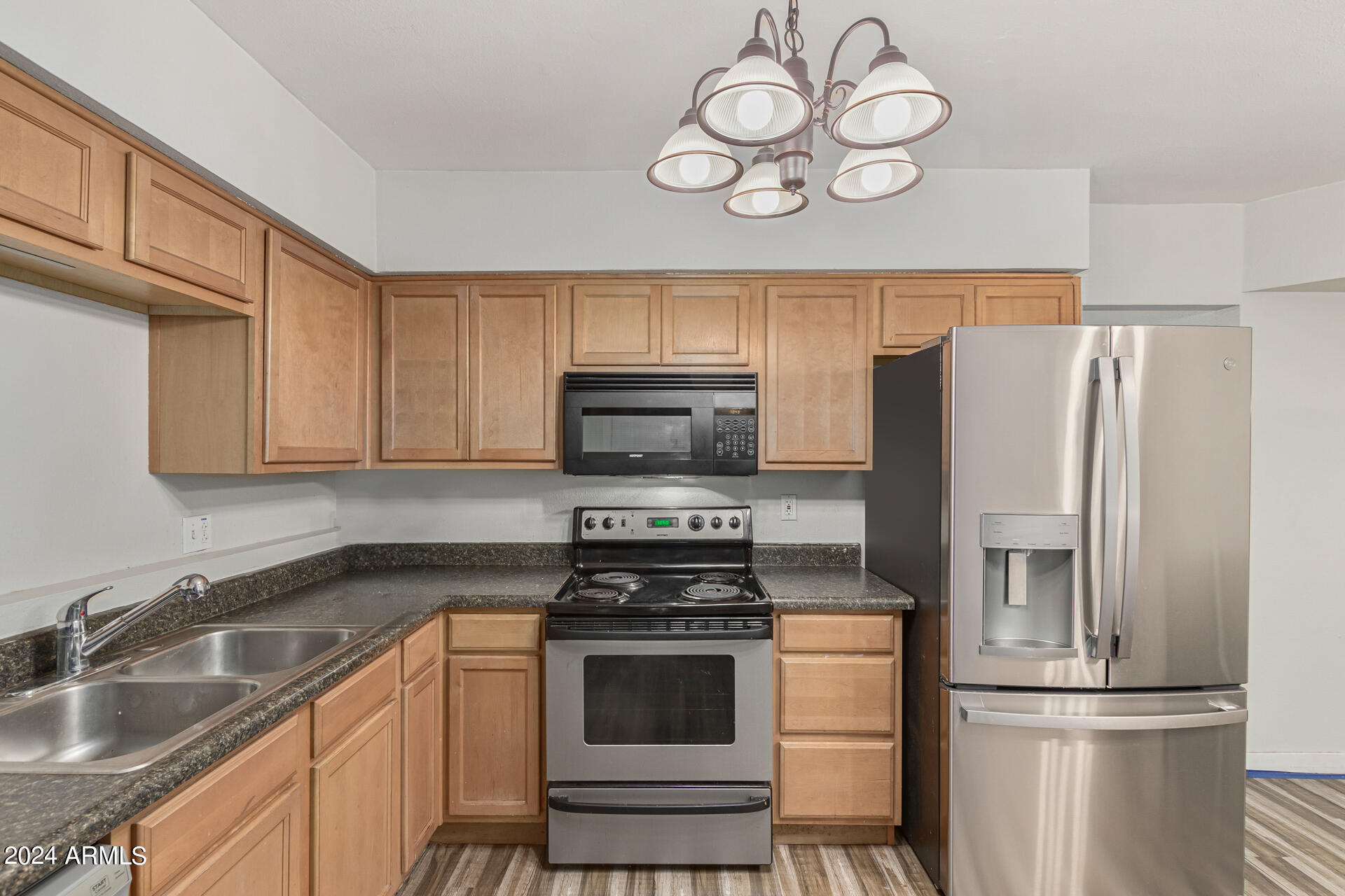 1050 S STAPLEY Drive, 59