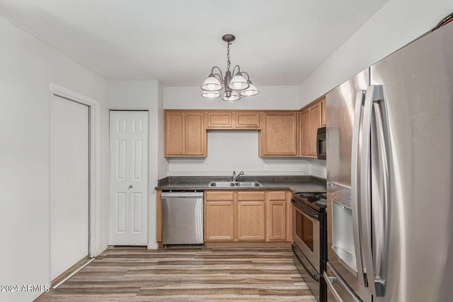 1050 S STAPLEY Drive, 59