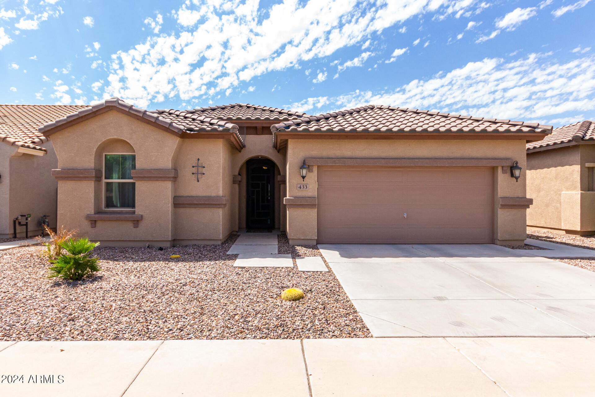 433 E CANYON ROCK Road