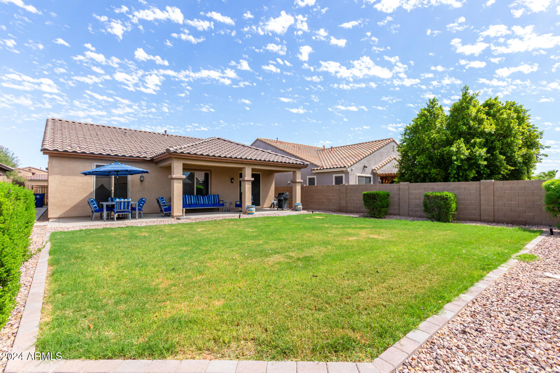 433 E CANYON ROCK Road