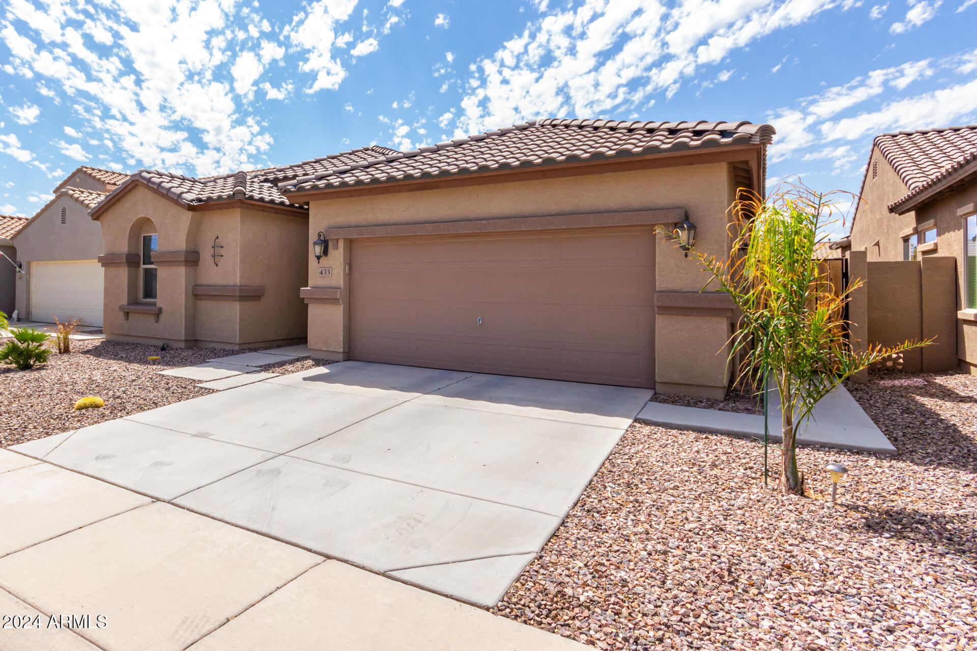 433 E CANYON ROCK Road