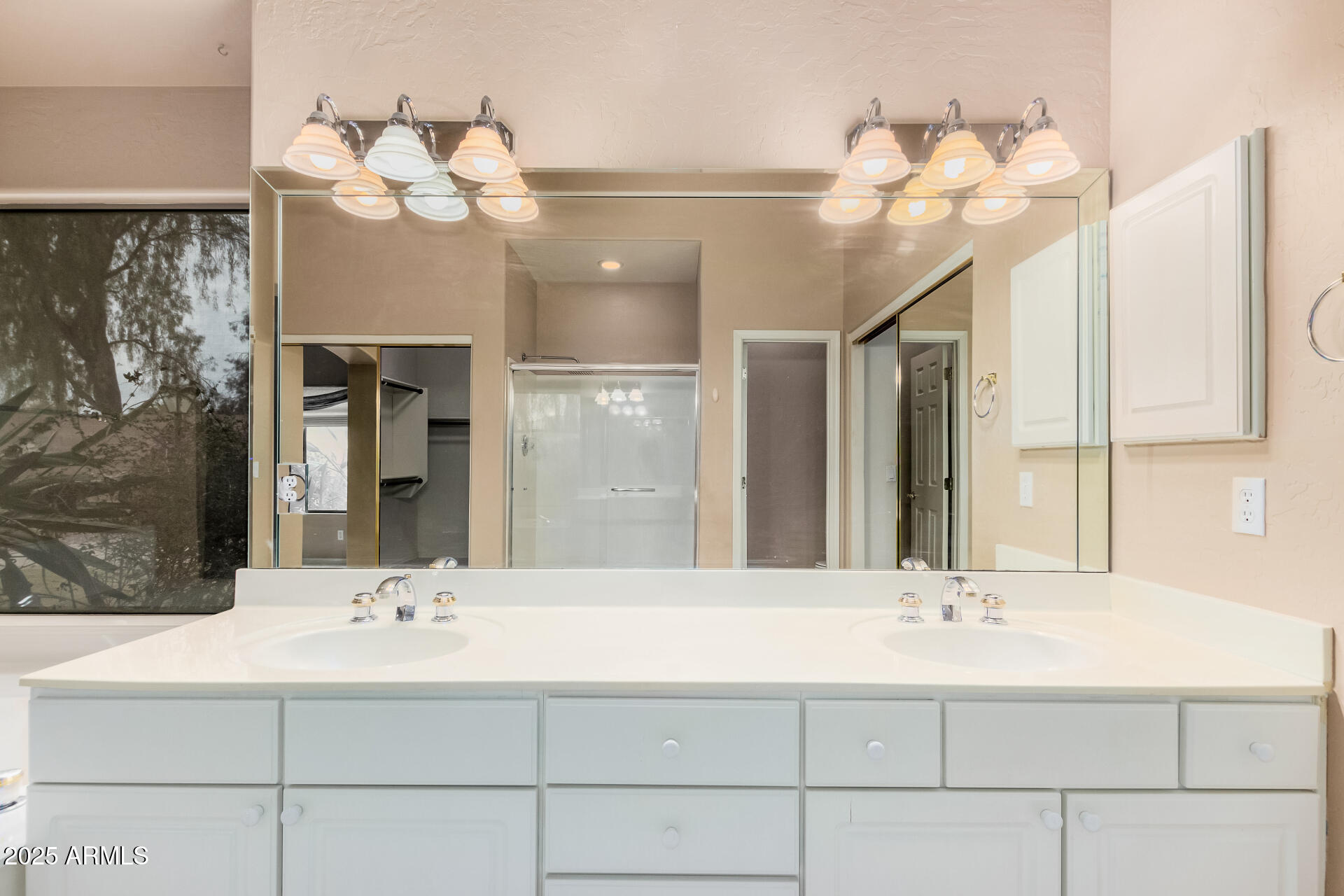 4336 E ENCANTO Street