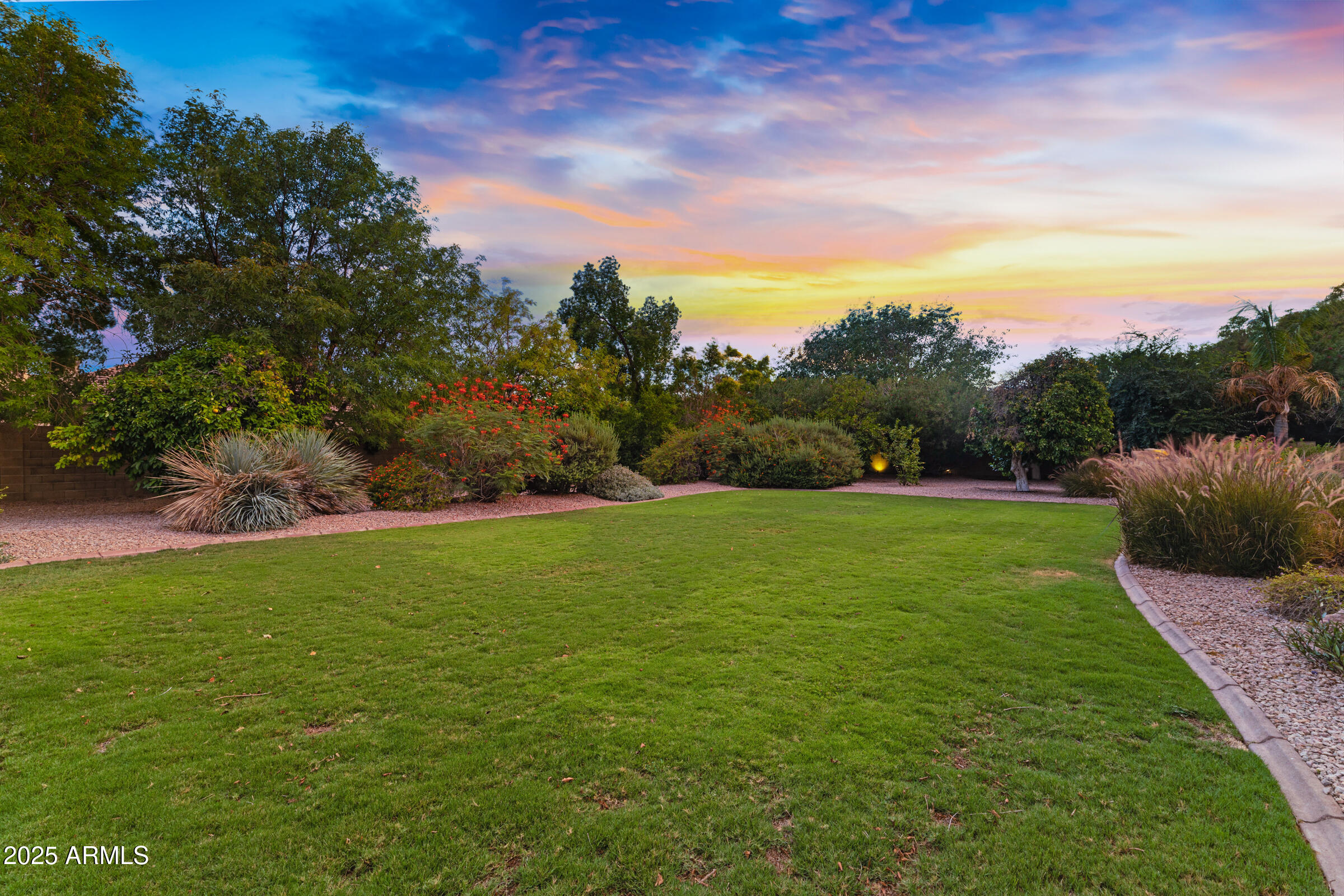 3819 E Ivyglen Street