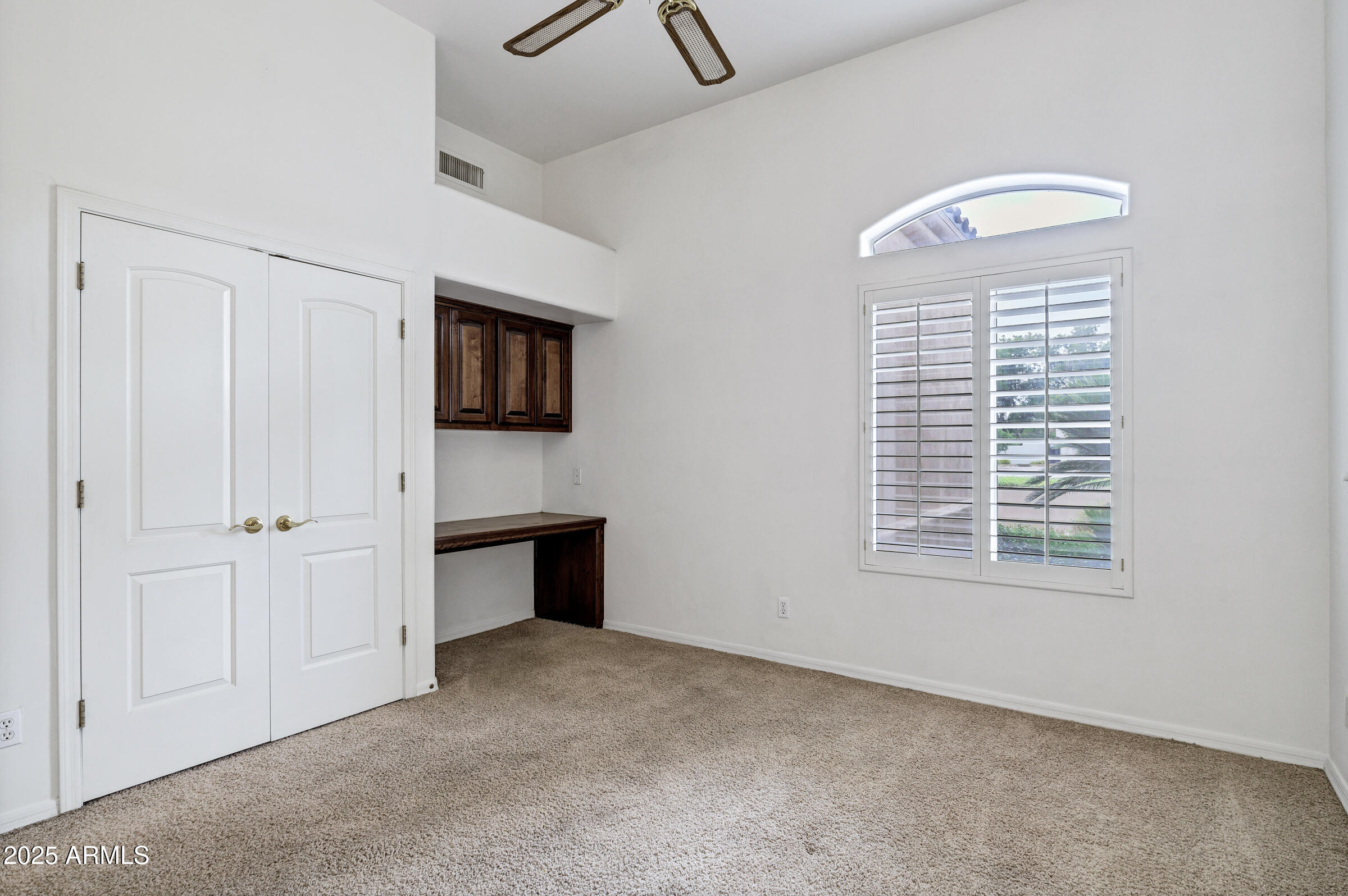 3819 E Ivyglen Street