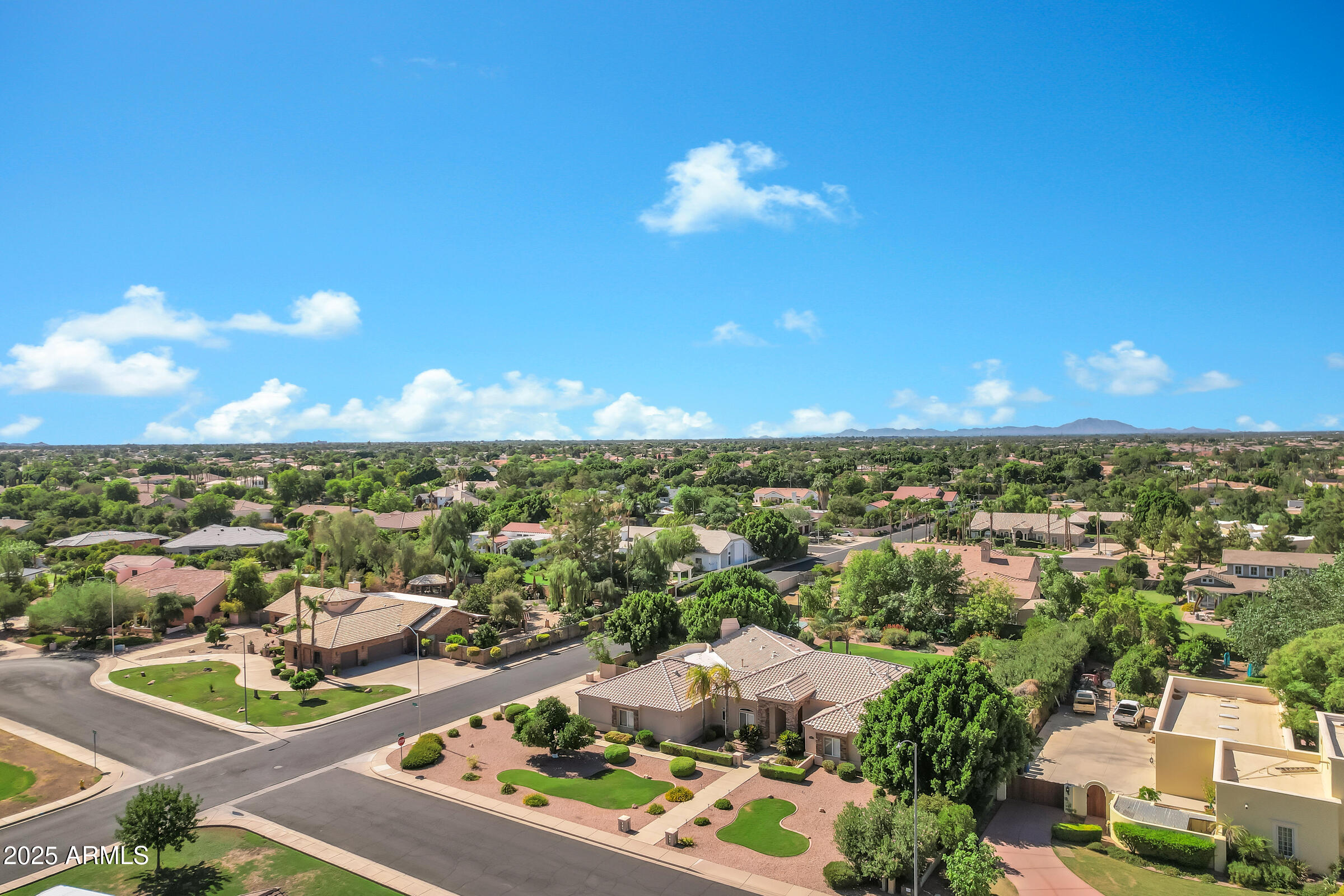 3819 E Ivyglen Street