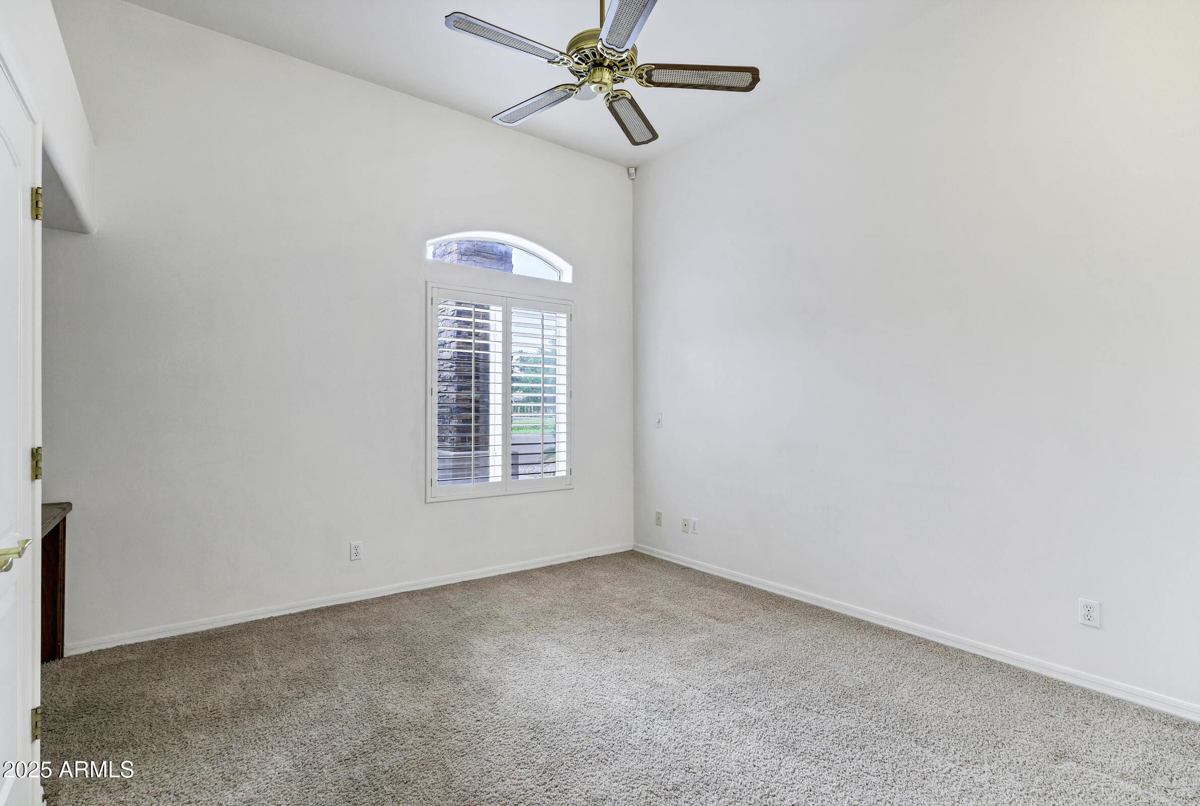 3819 E Ivyglen Street