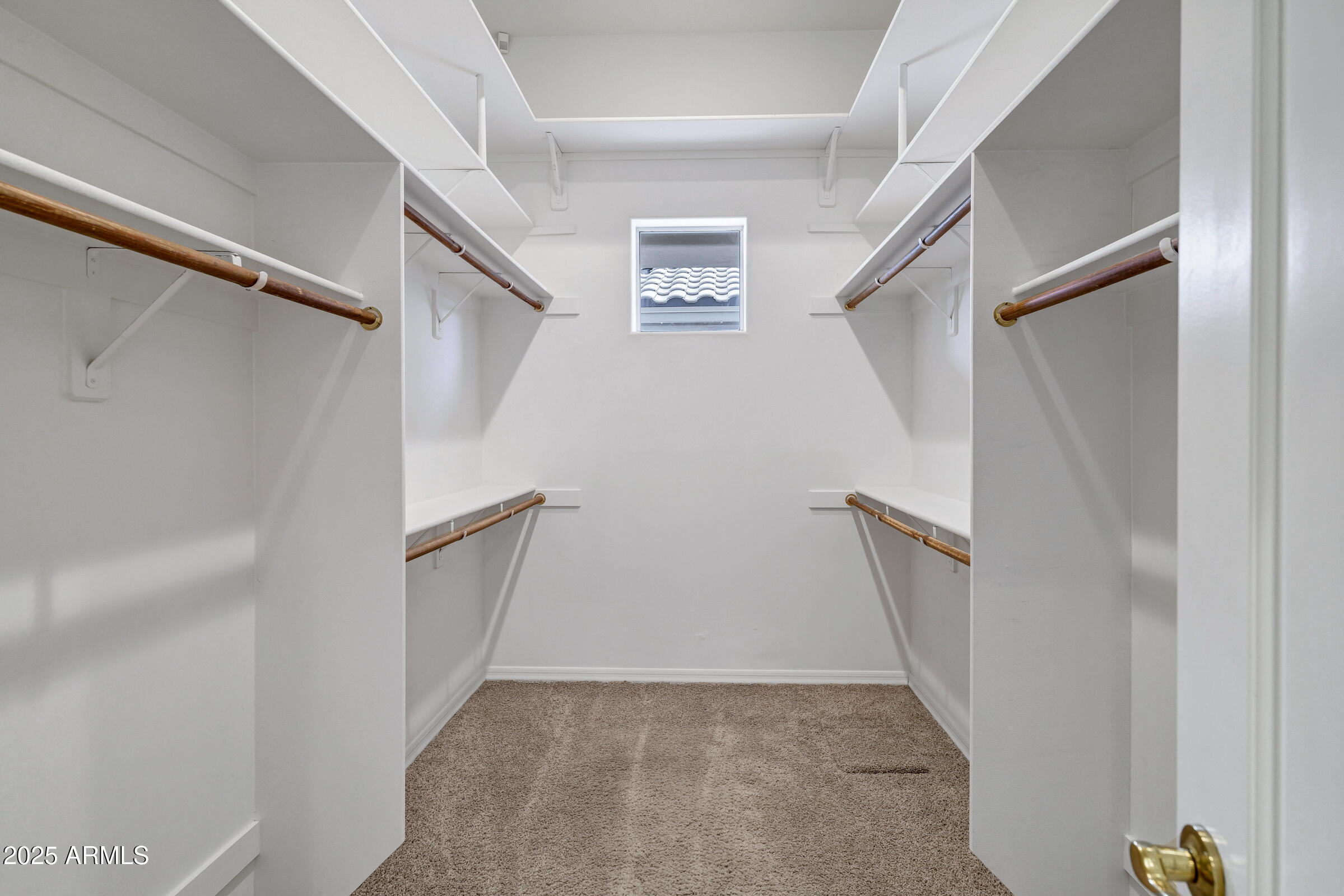 3819 E Ivyglen Street