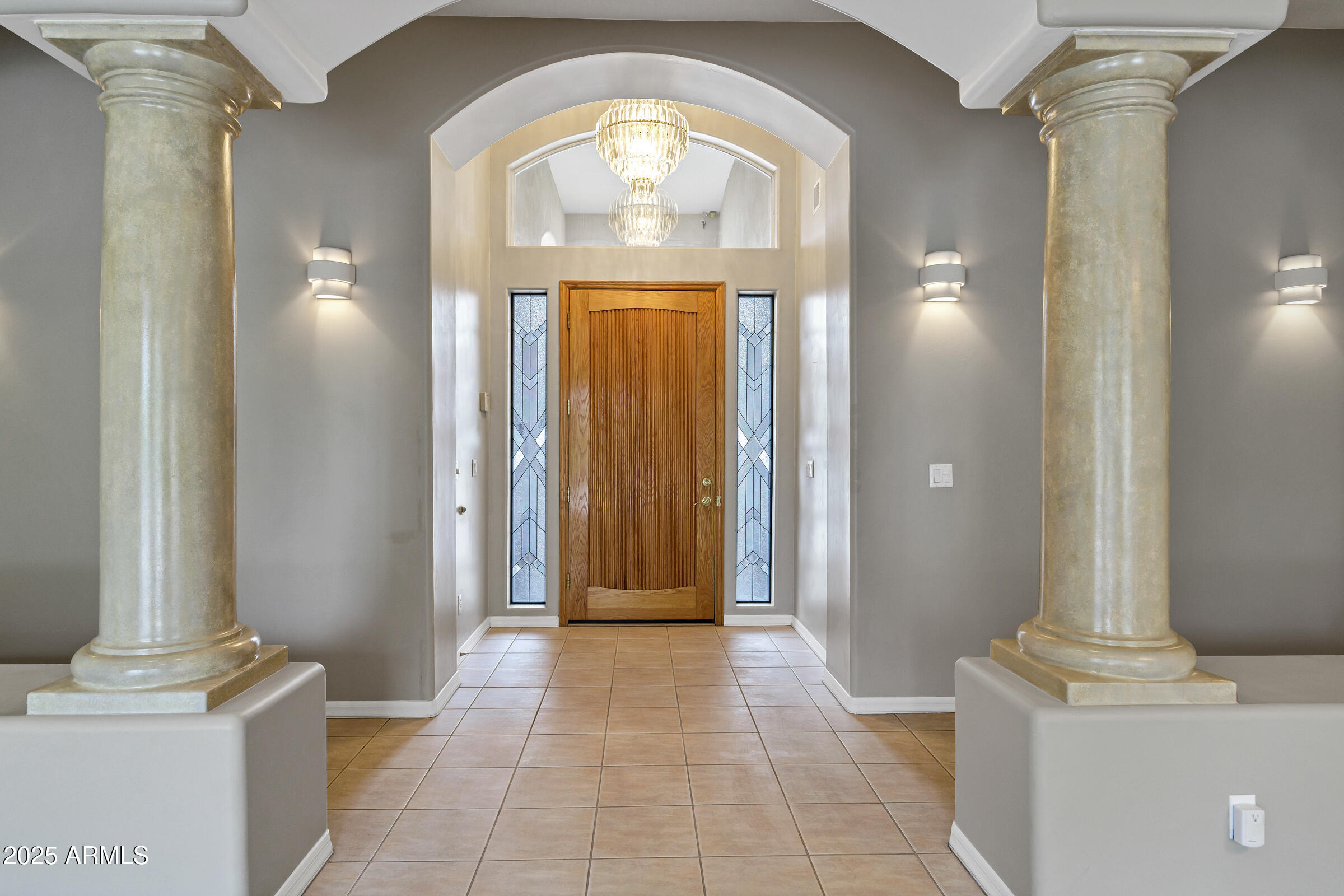 3819 E Ivyglen Street