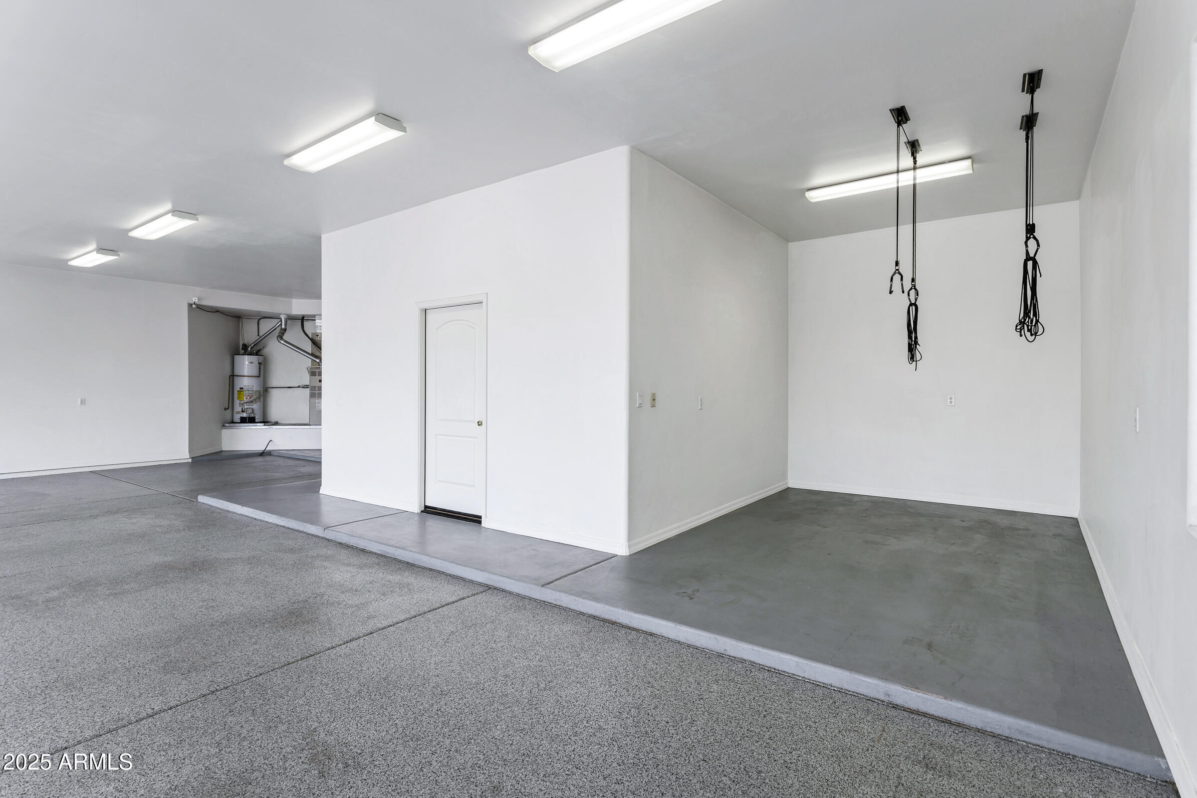 3819 E Ivyglen Street