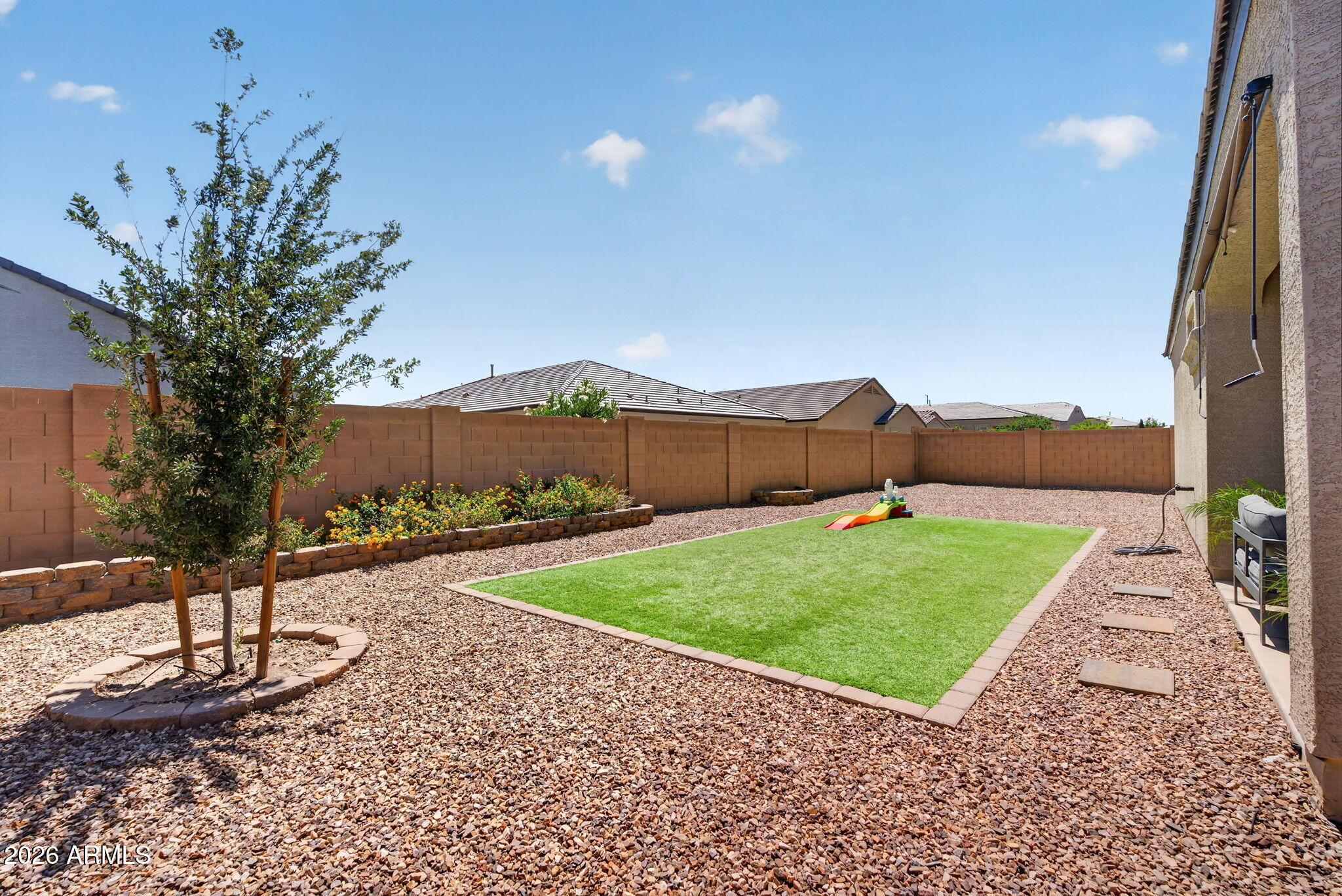 8481 W RUSHMORE Way