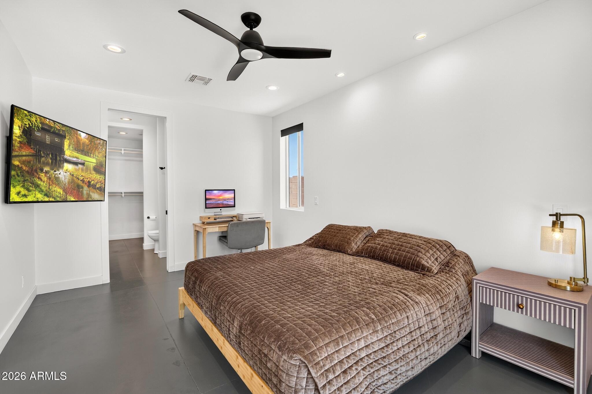 2672 W Moon Dust Trail