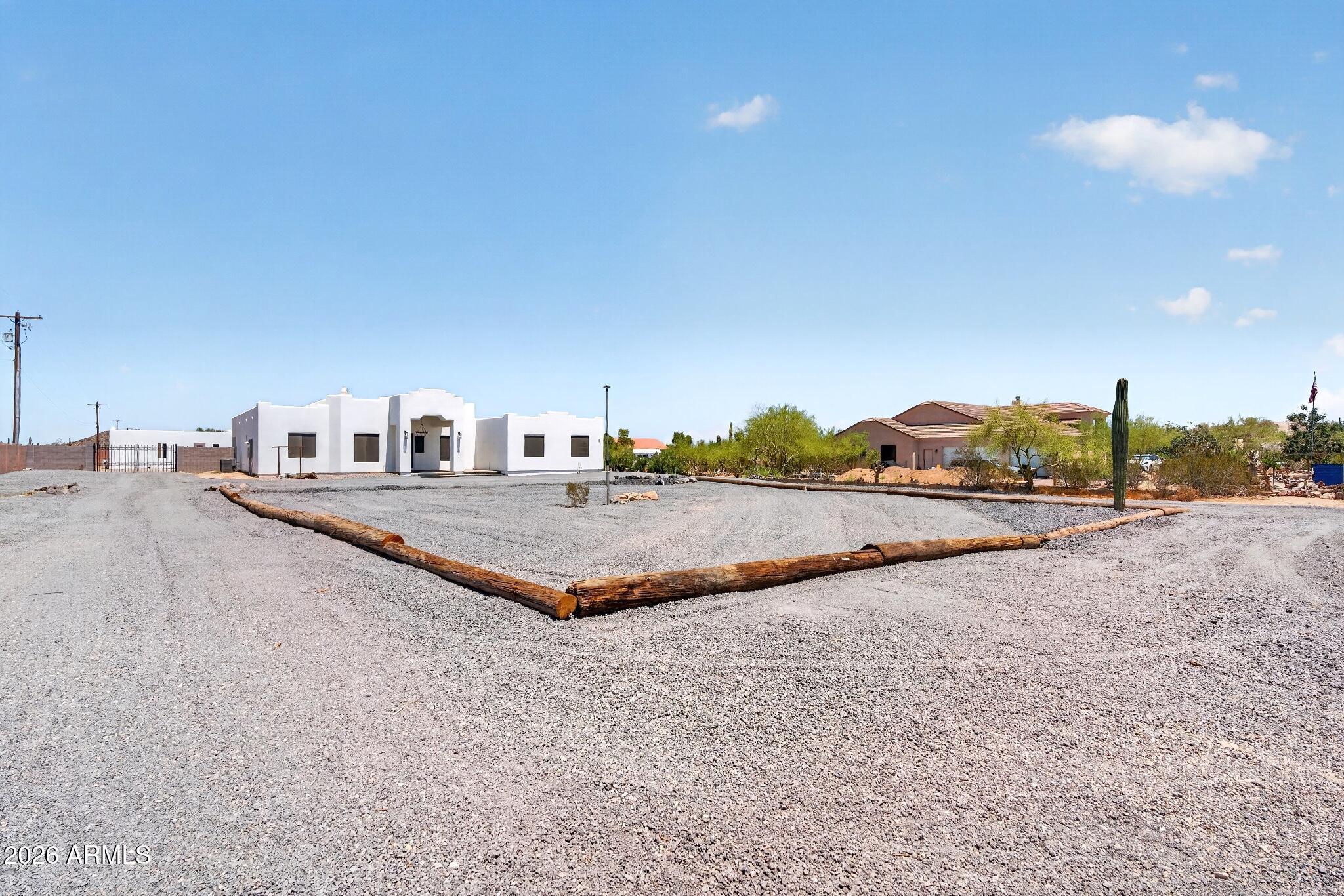 2672 W Moon Dust Trail