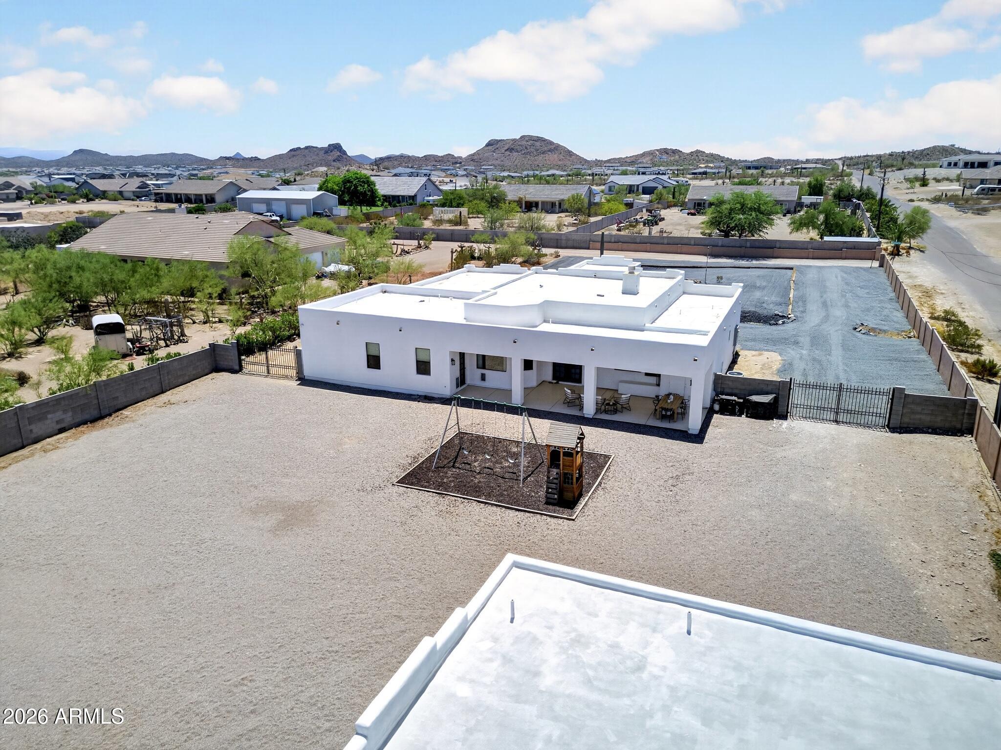 2672 W Moon Dust Trail
