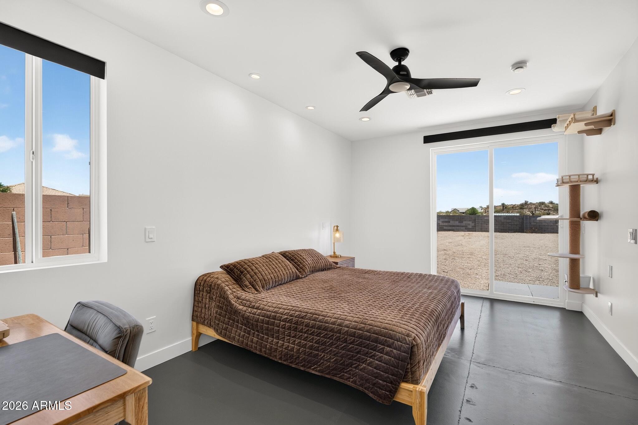 2672 W Moon Dust Trail