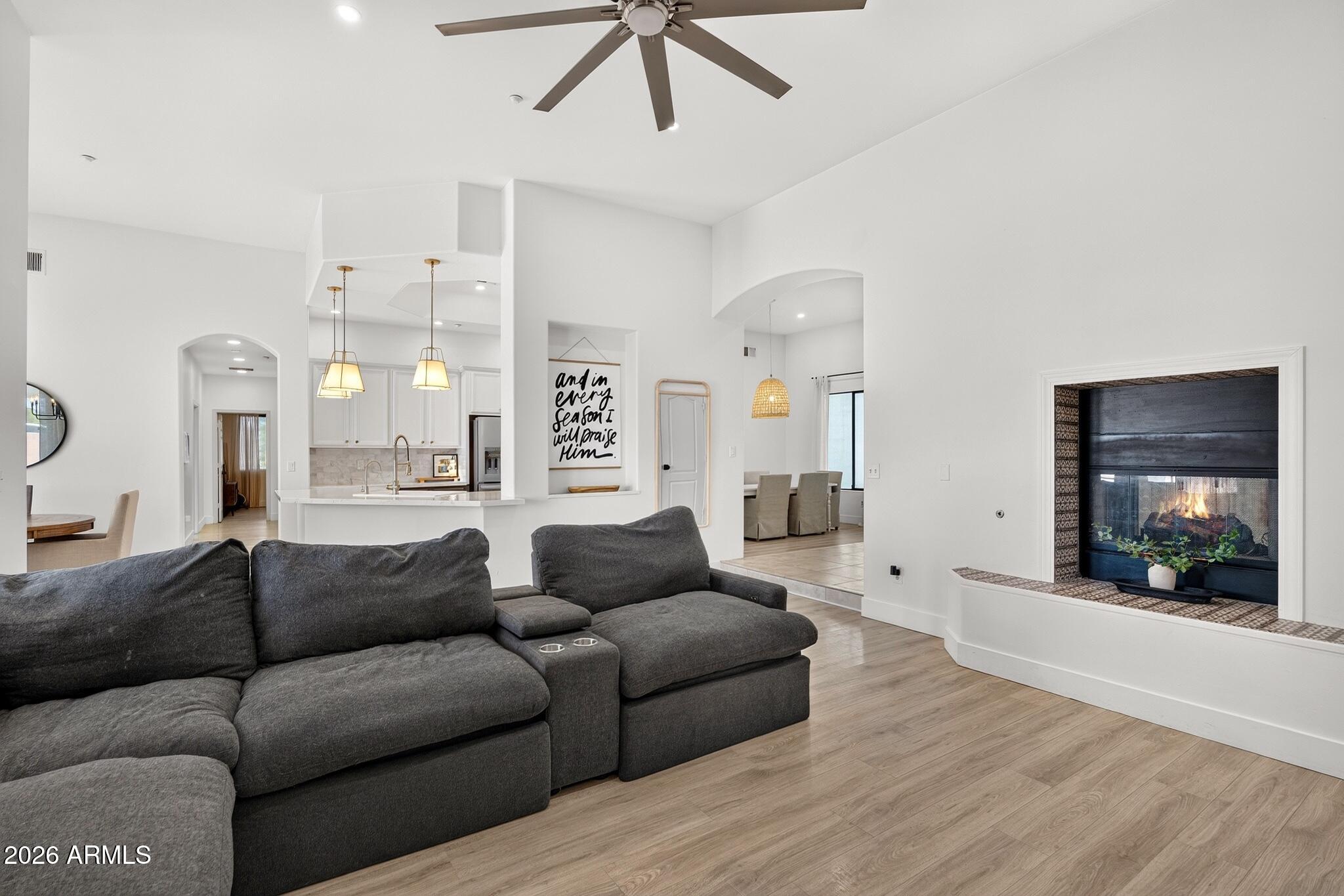 2672 W Moon Dust Trail