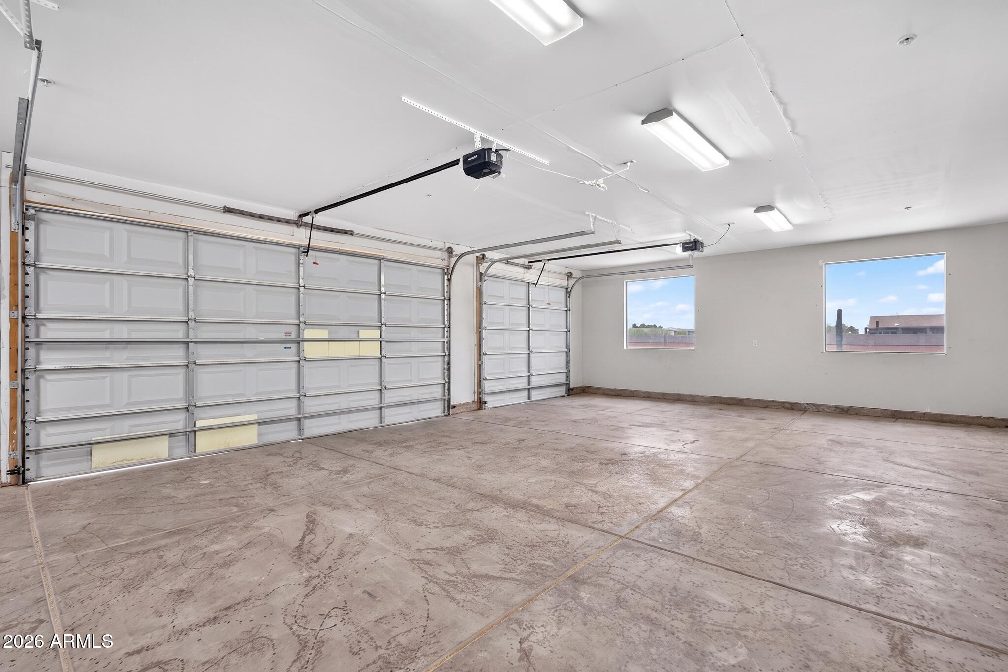 2672 W Moon Dust Trail