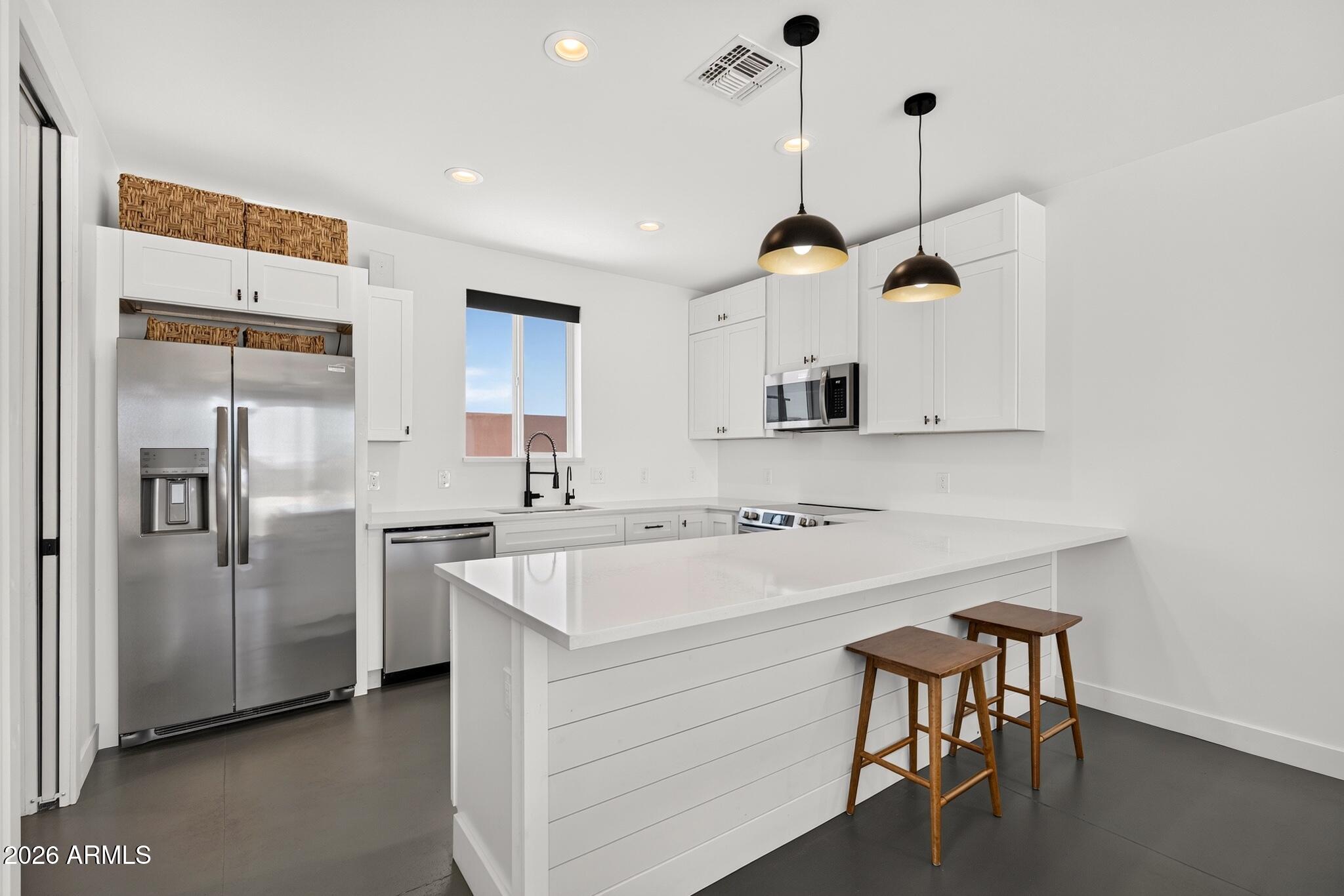 2672 W Moon Dust Trail