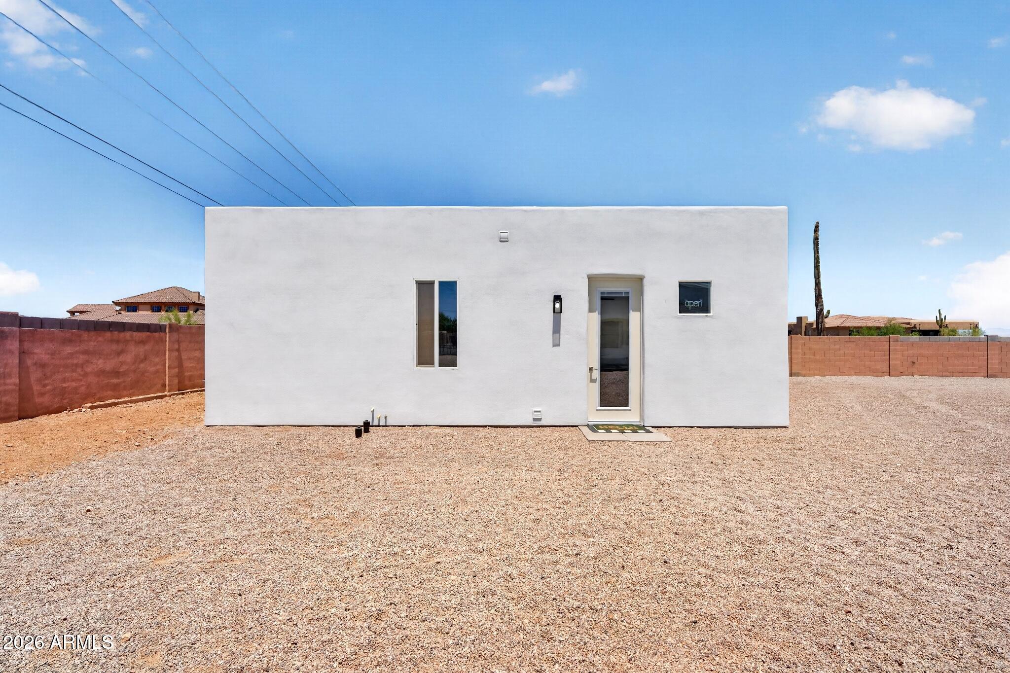 2672 W Moon Dust Trail
