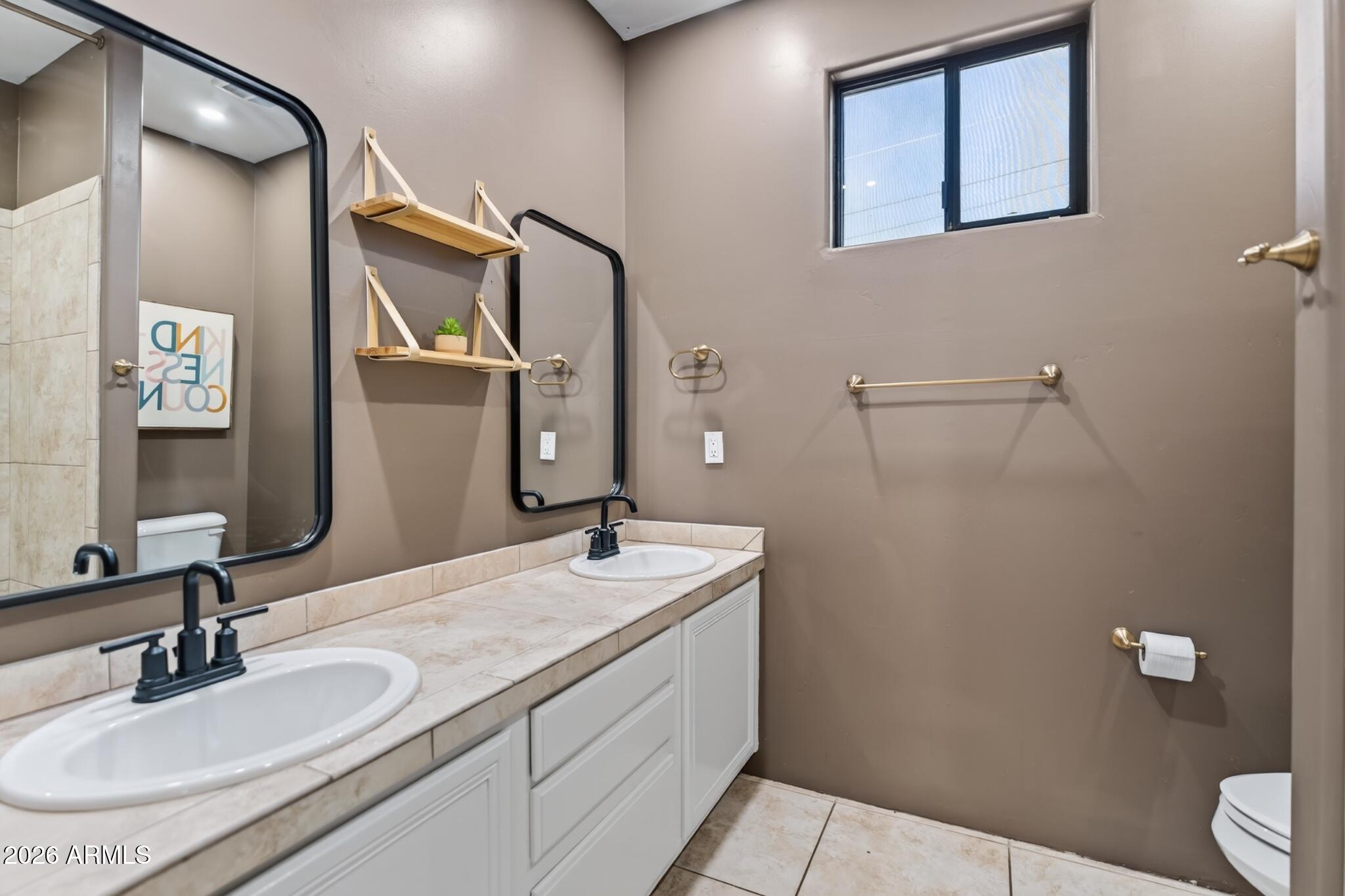 2672 W Moon Dust Trail
