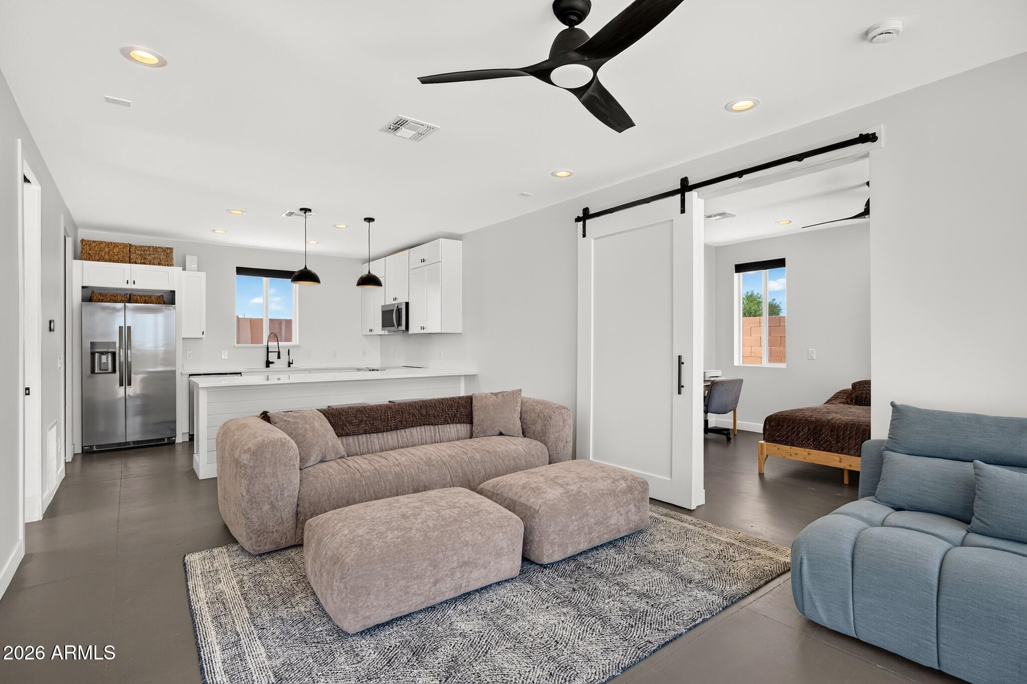 2672 W Moon Dust Trail