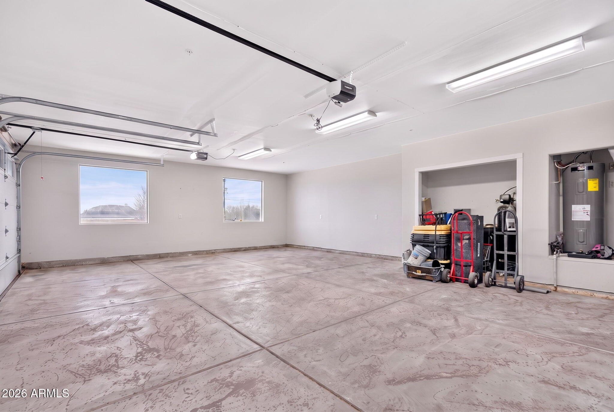 2672 W Moon Dust Trail