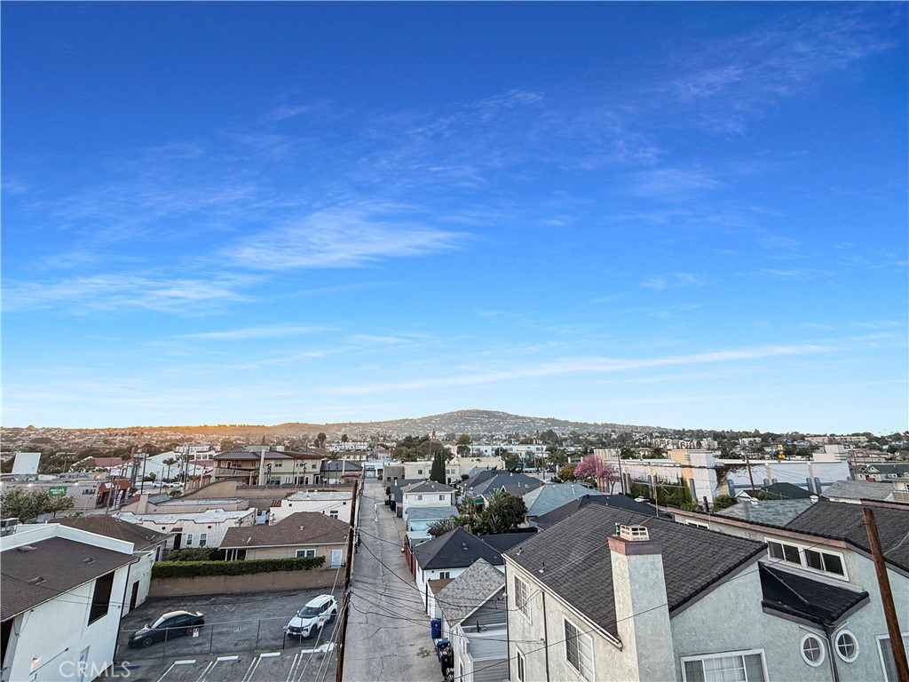 815 S Grand Avenue 9