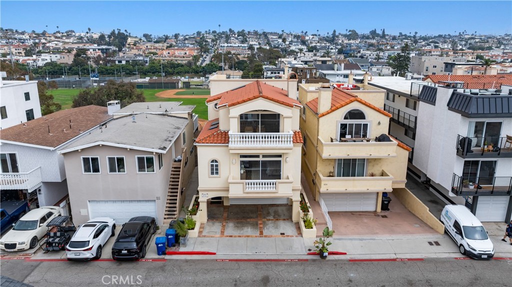 900 Loma Drive