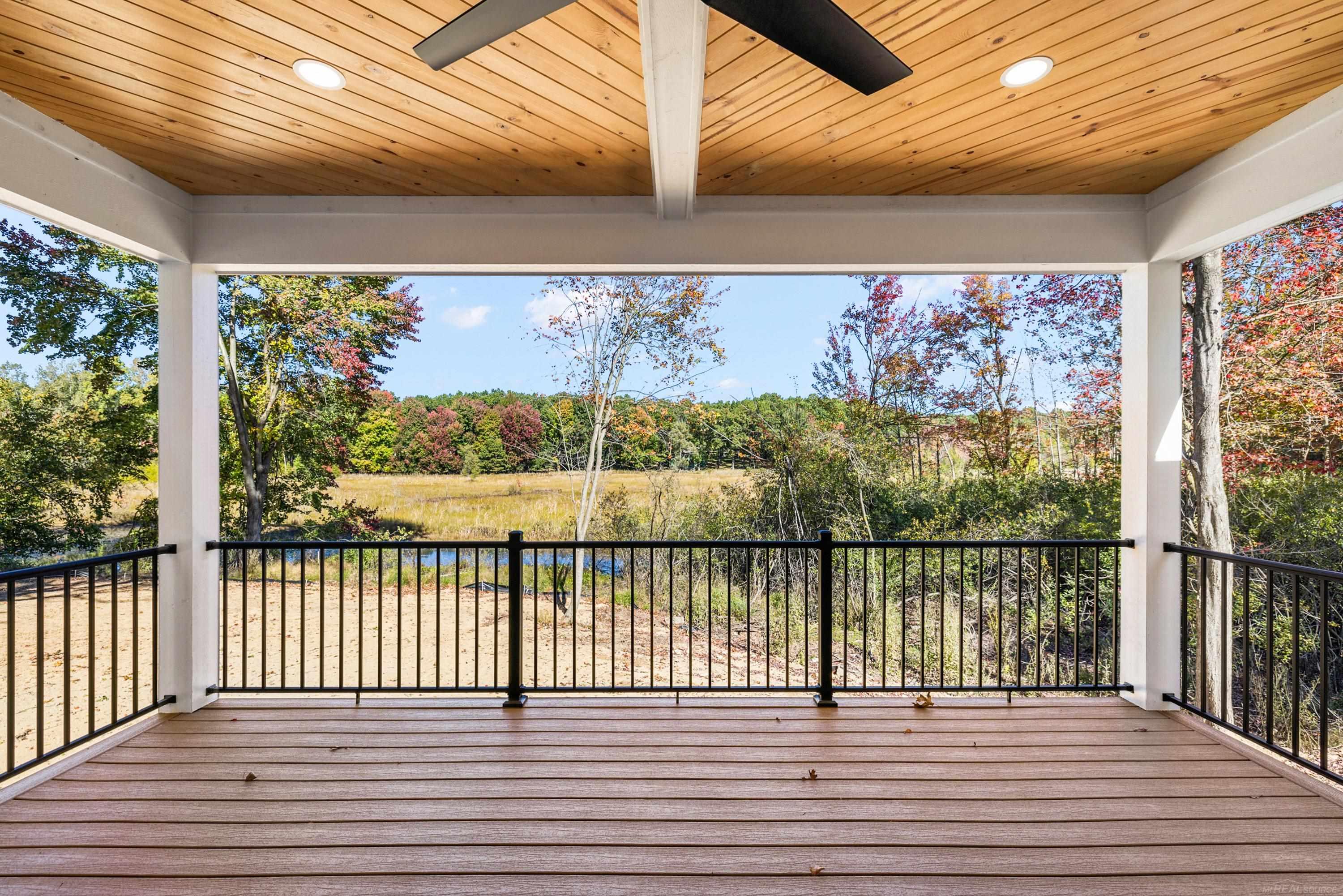 1477 Larkspur Lane