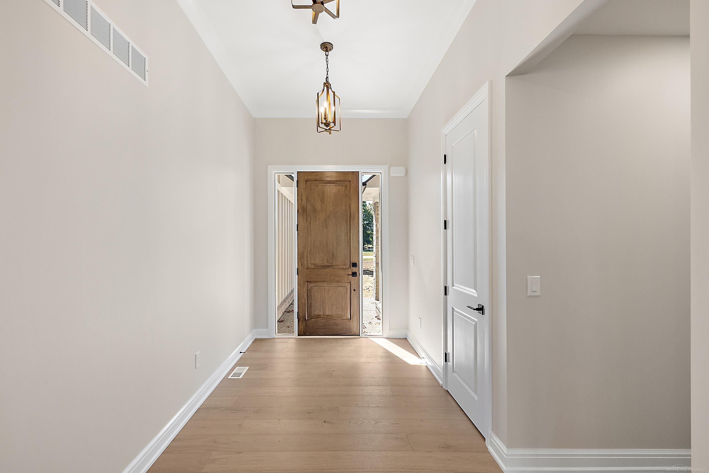 1477 Larkspur Lane
