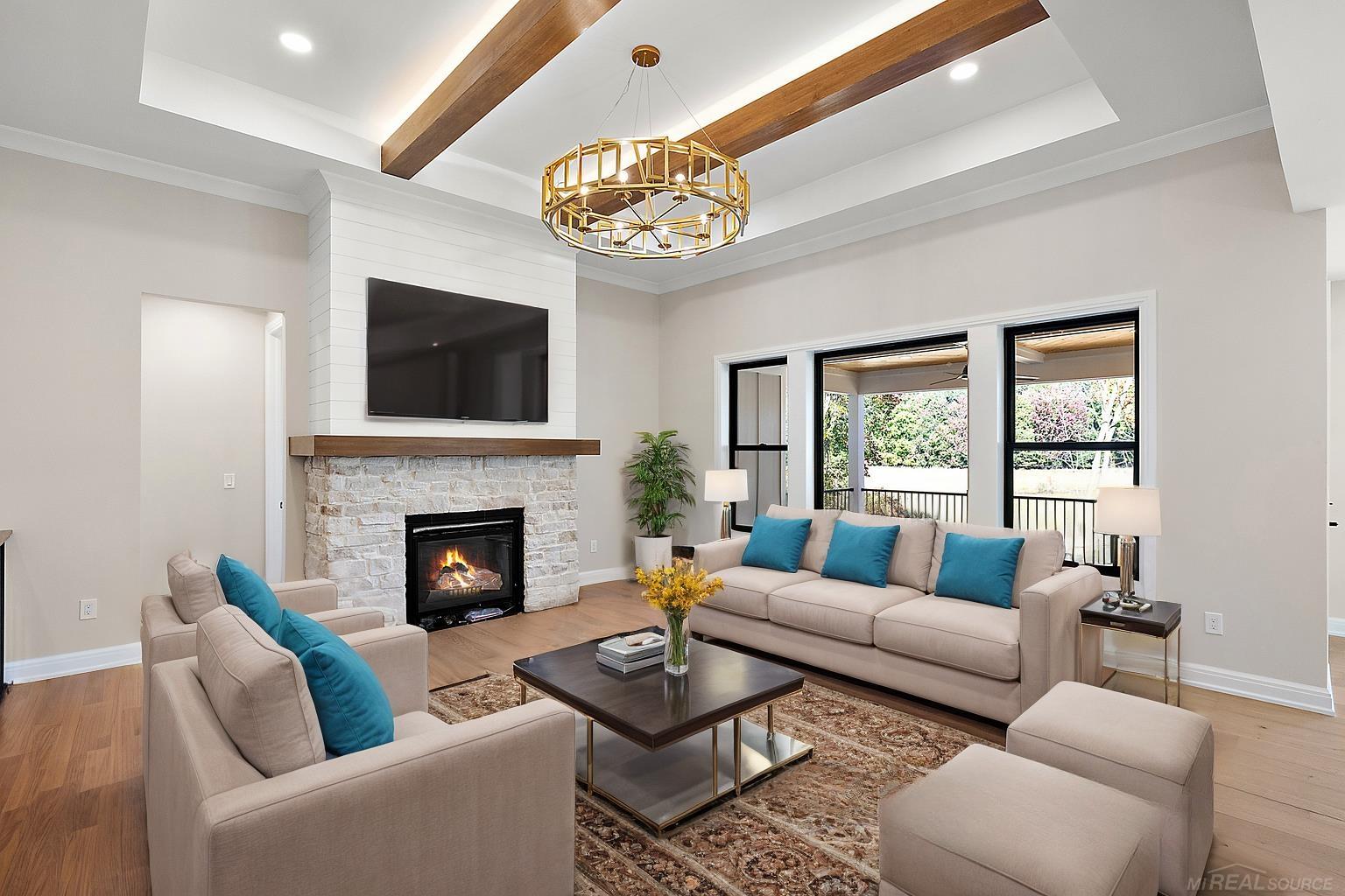 1477 Larkspur Lane