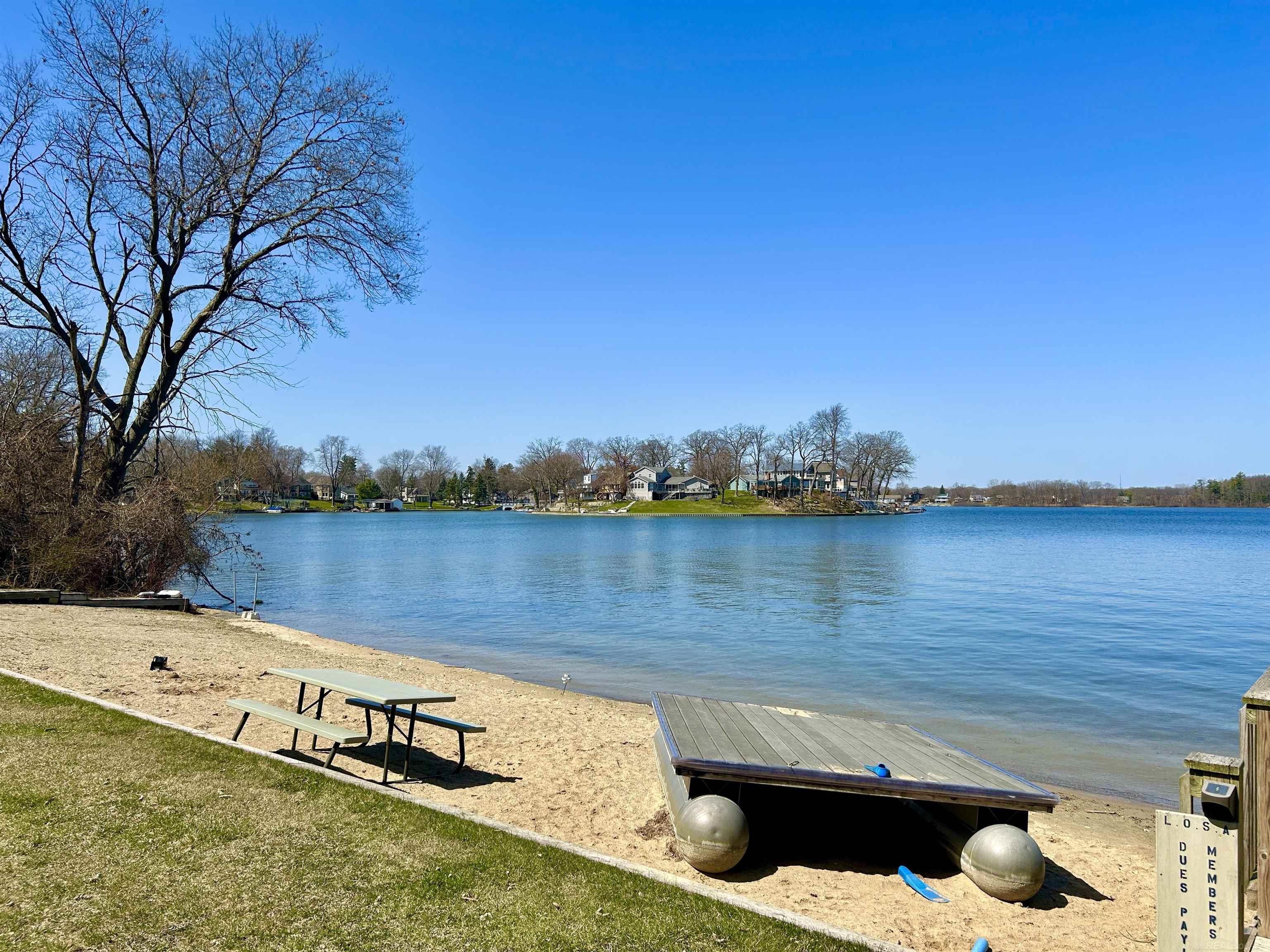 3616 Lake Oakland Shores Drive