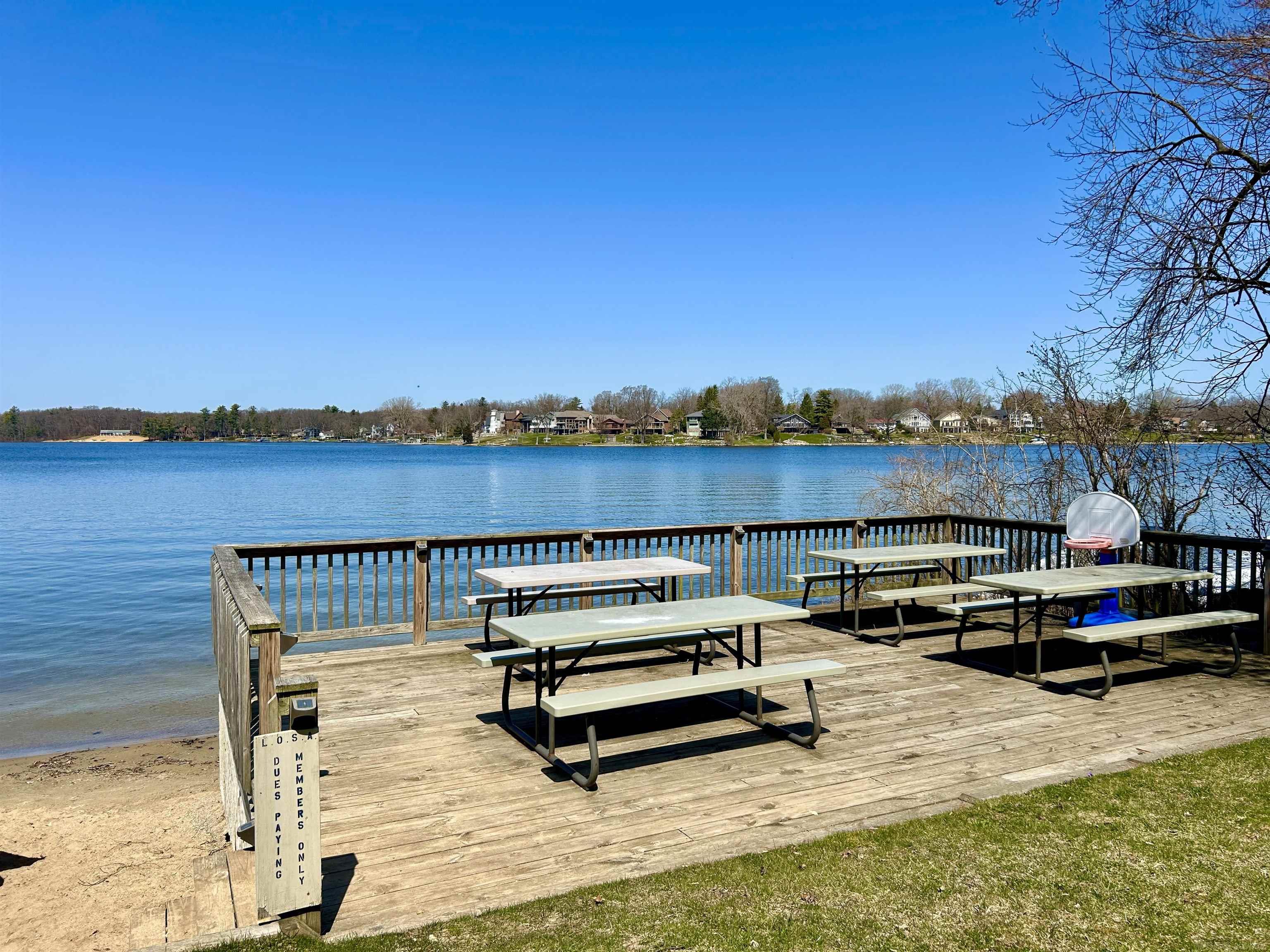 3616 Lake Oakland Shores Drive
