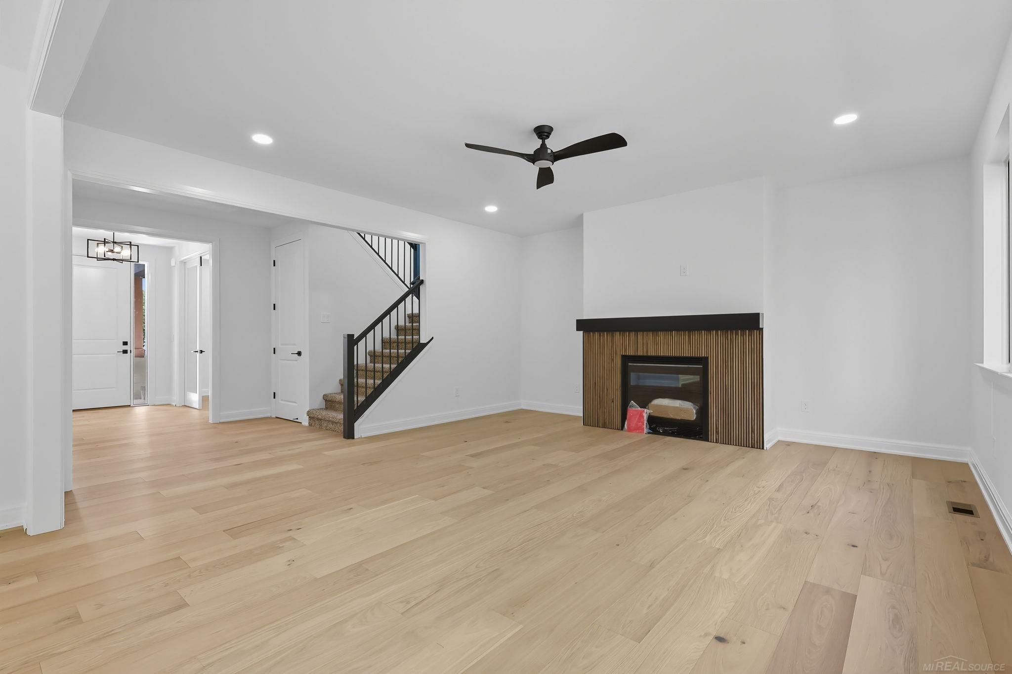 2270 Walton Boulevard
