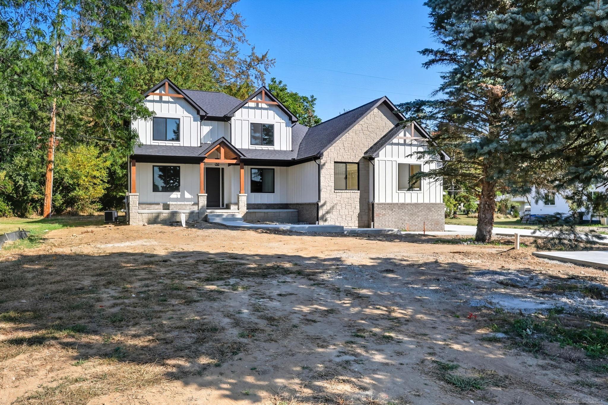 2270 Walton Boulevard