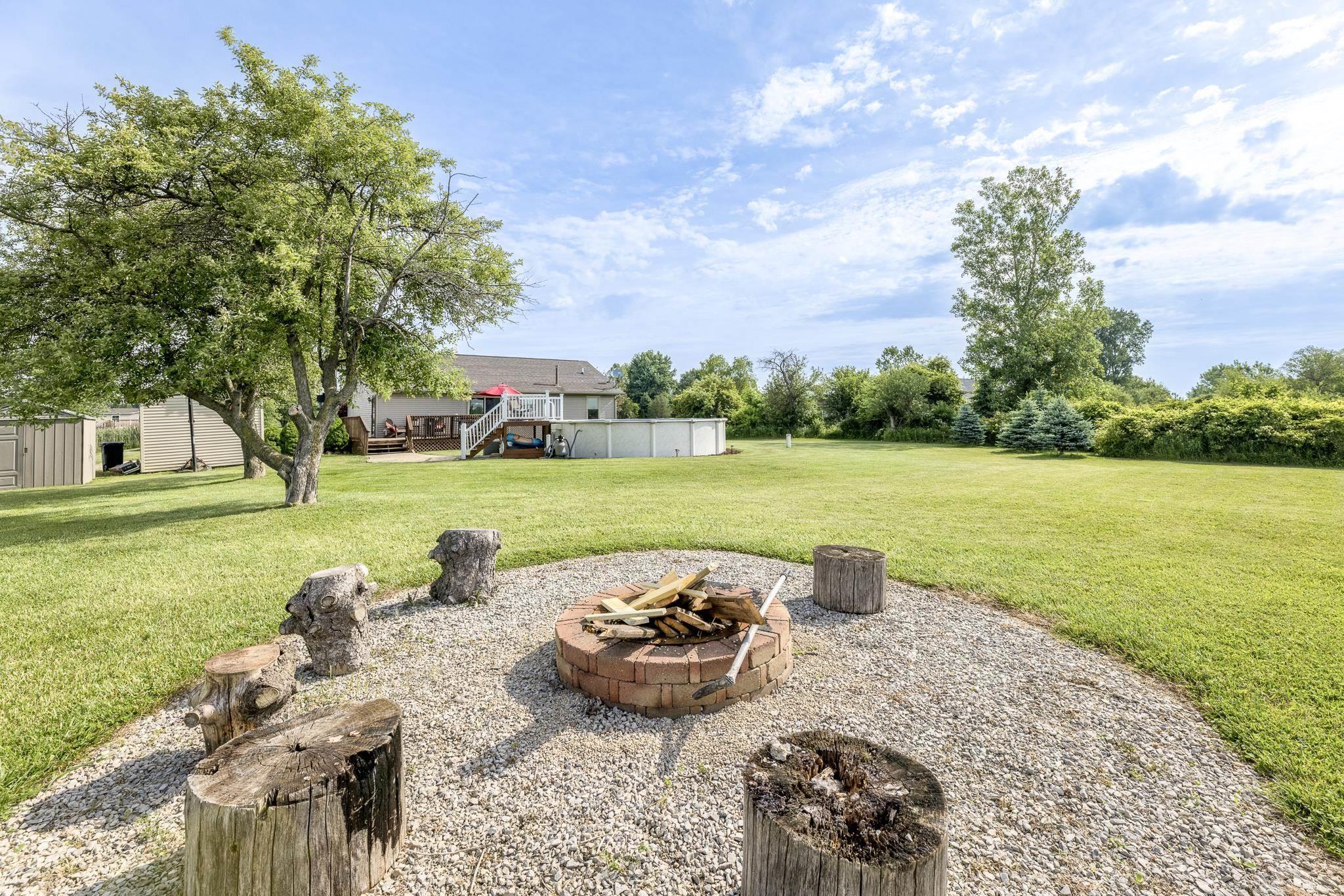 5674 Galbraith Line Road