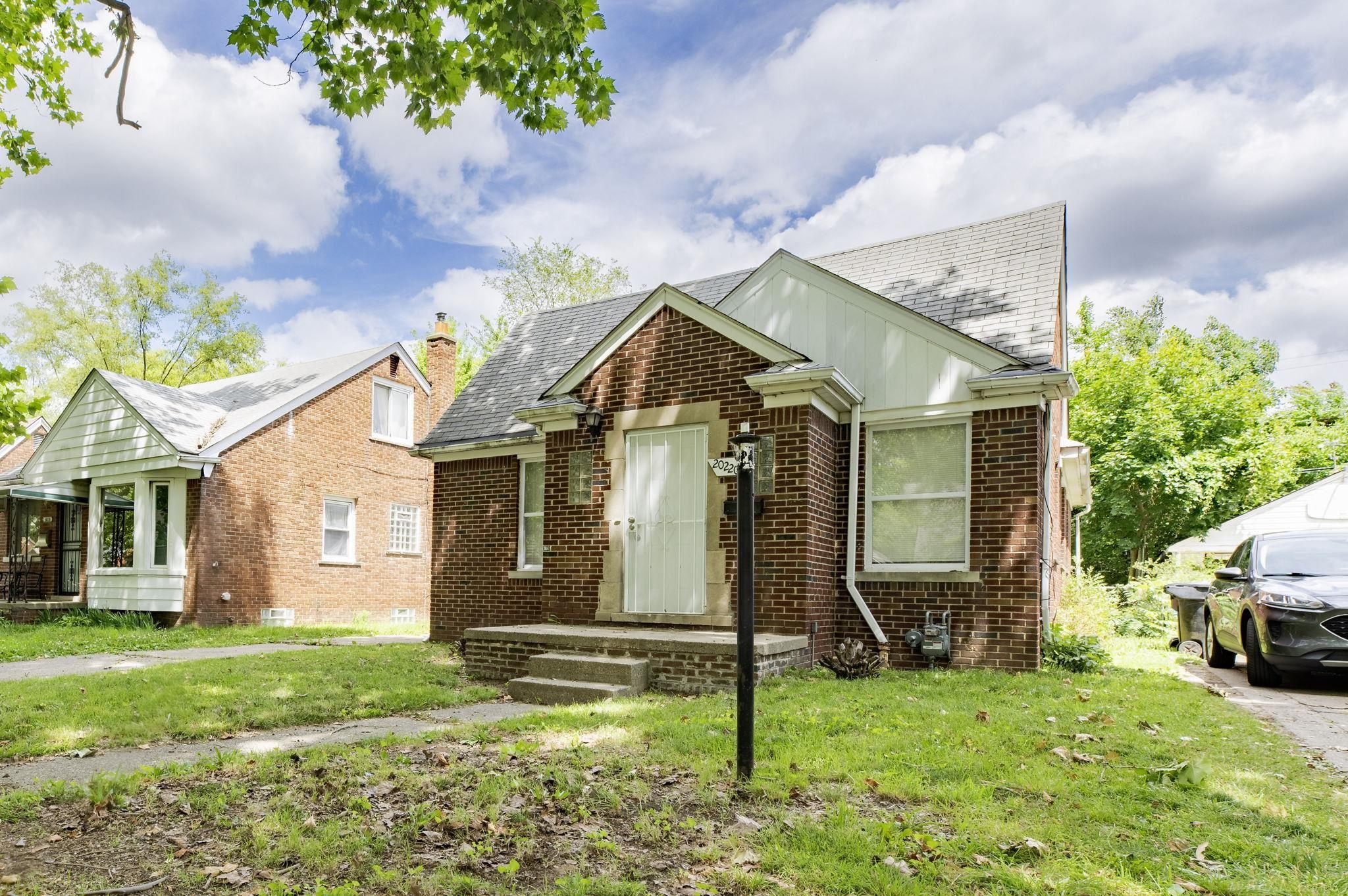 20220 Glastonbury Road