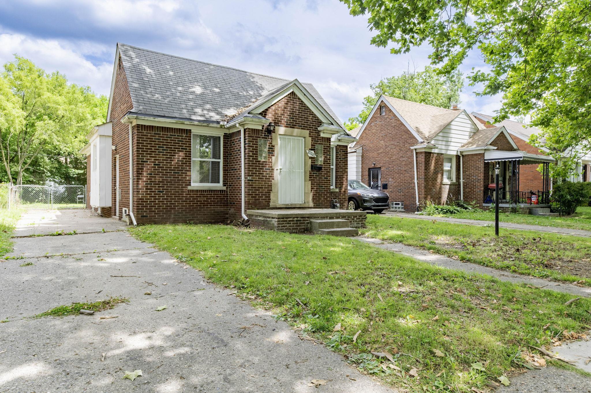 20220 Glastonbury Road