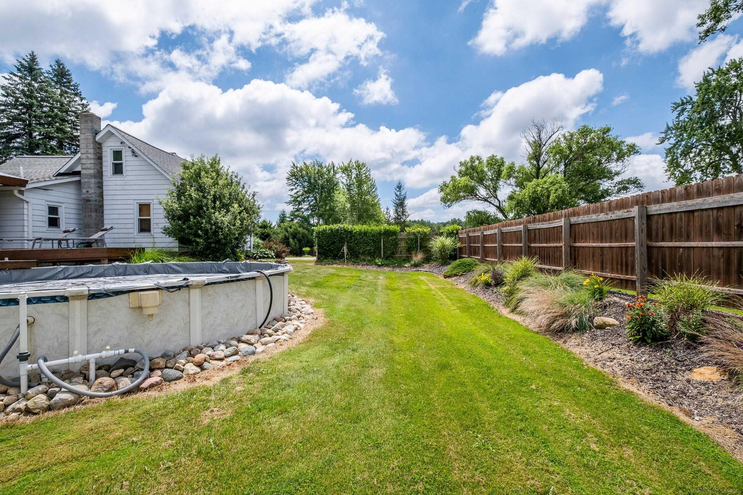 7822 Metcalf Road