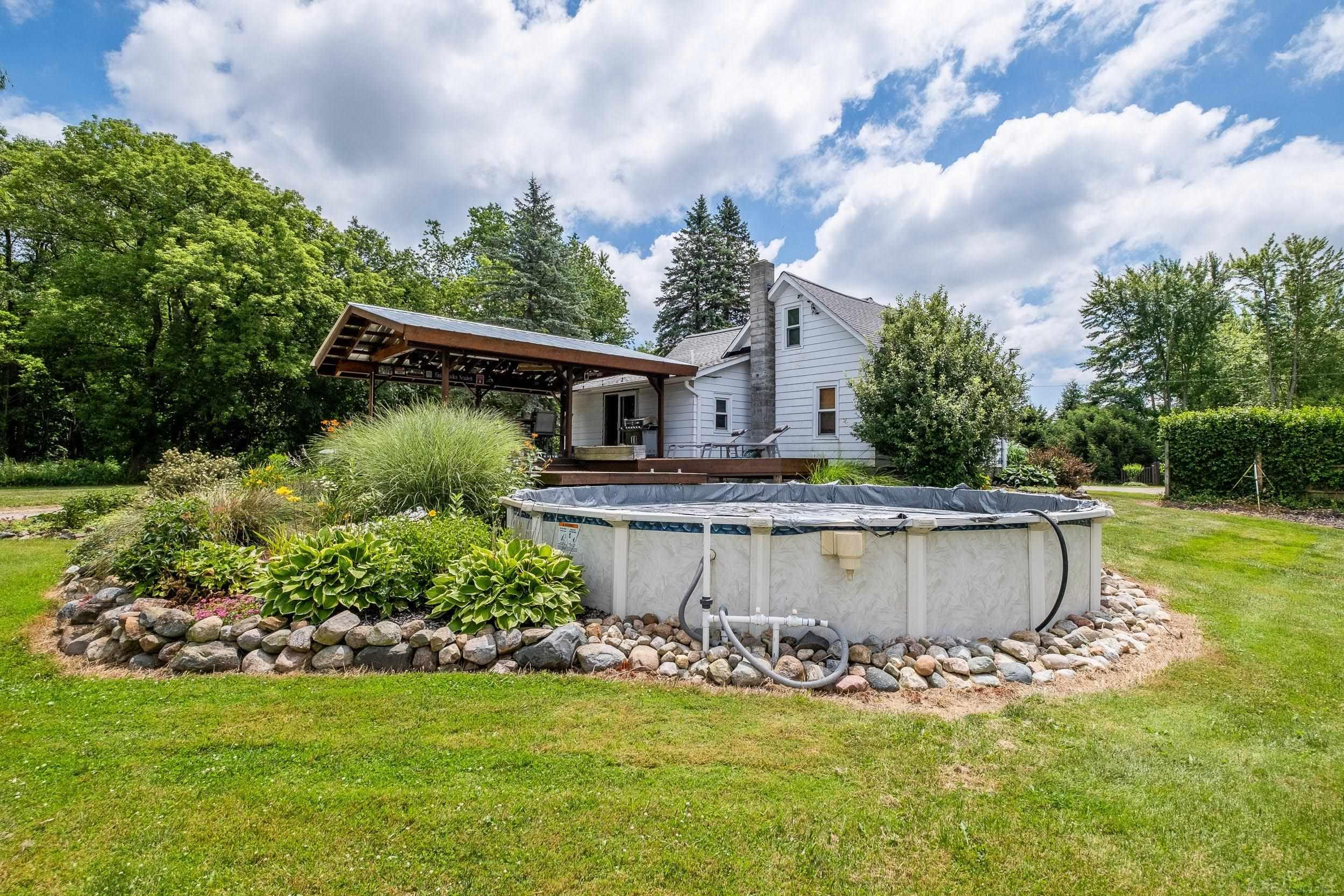 7822 Metcalf Road