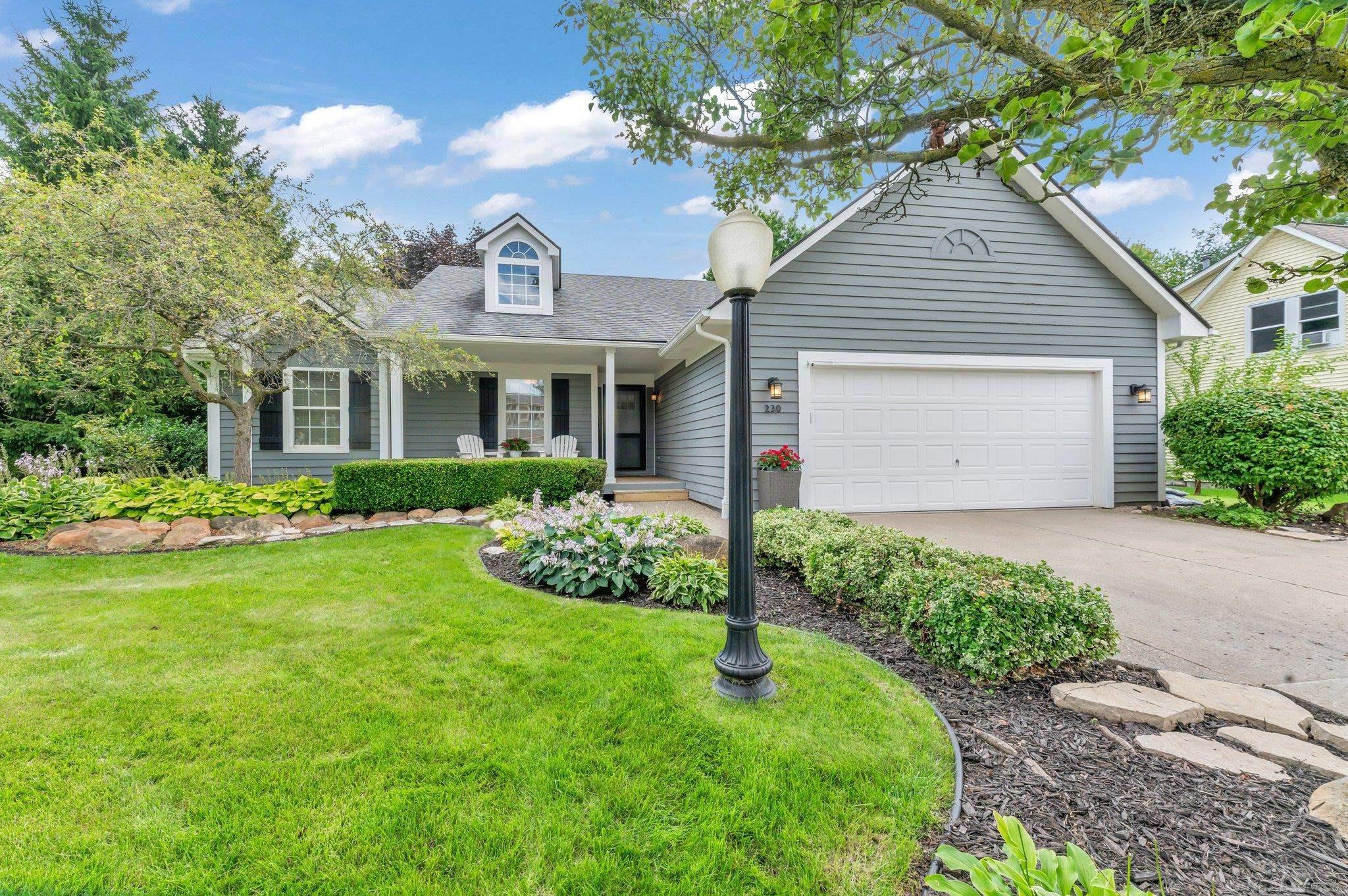 230 Oxford Lake